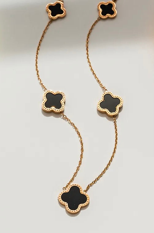 Four Leaf Clover Necklace Rose Gold & Black