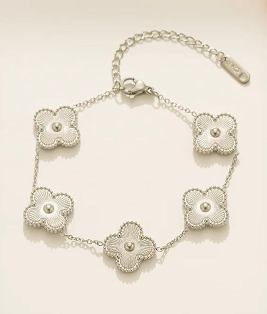 Silver Clover Bracelet (ST796)