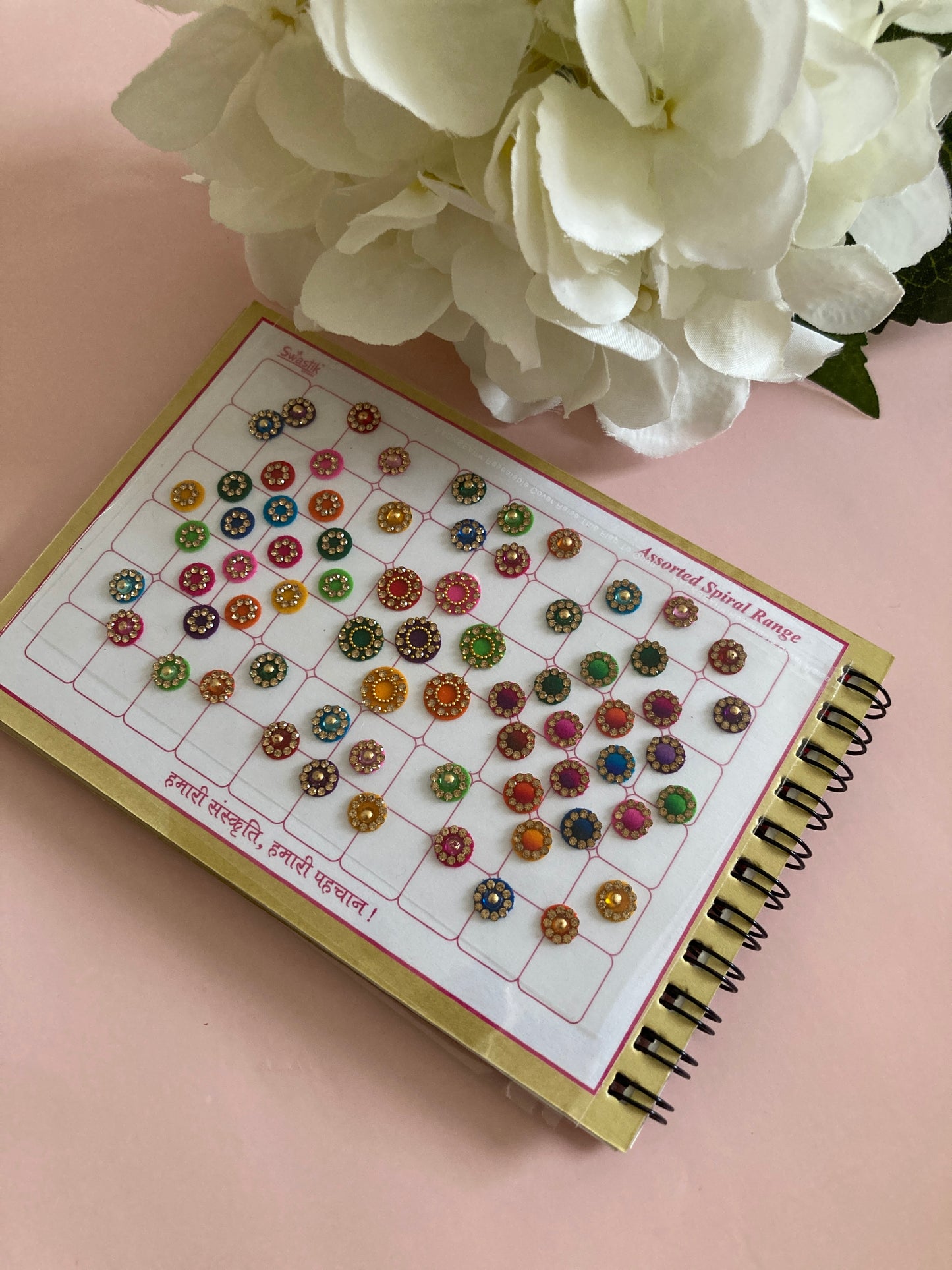 Mixed Designs Round Bindi Booklet (ST836)