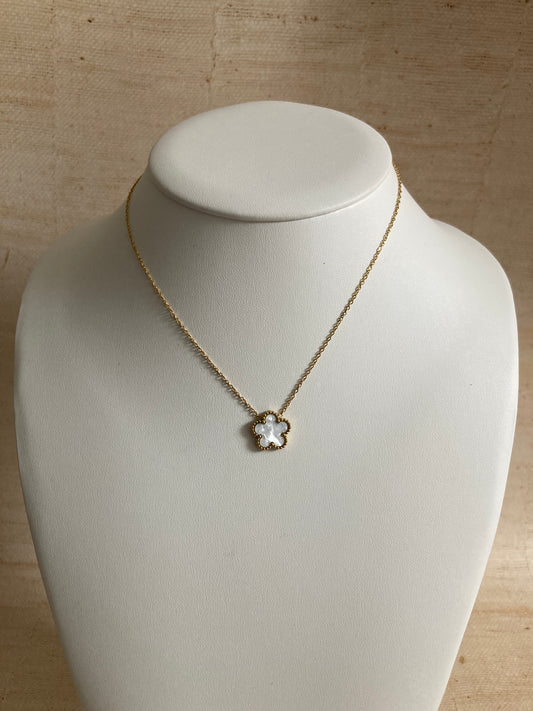 Five Leaf White Single Clover Necklace (ST864)