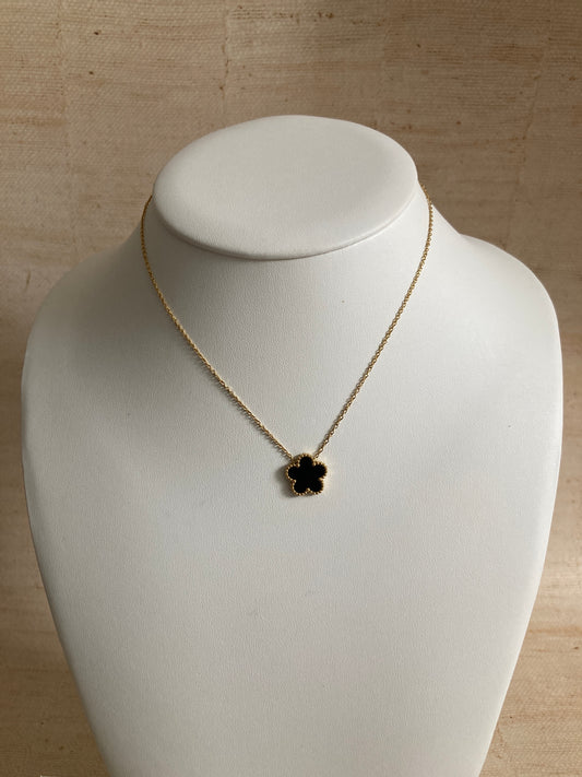 Five Leaf Black Single Clover Necklace (ST864)