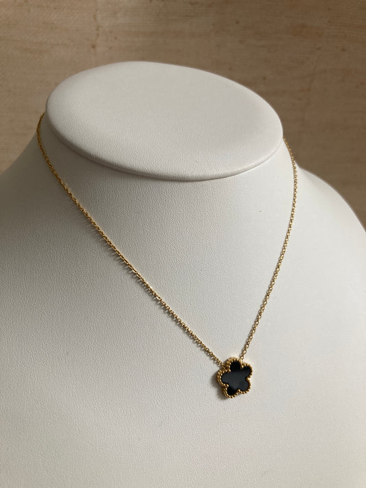 Five Leaf Black Single Clover Necklace (ST864)