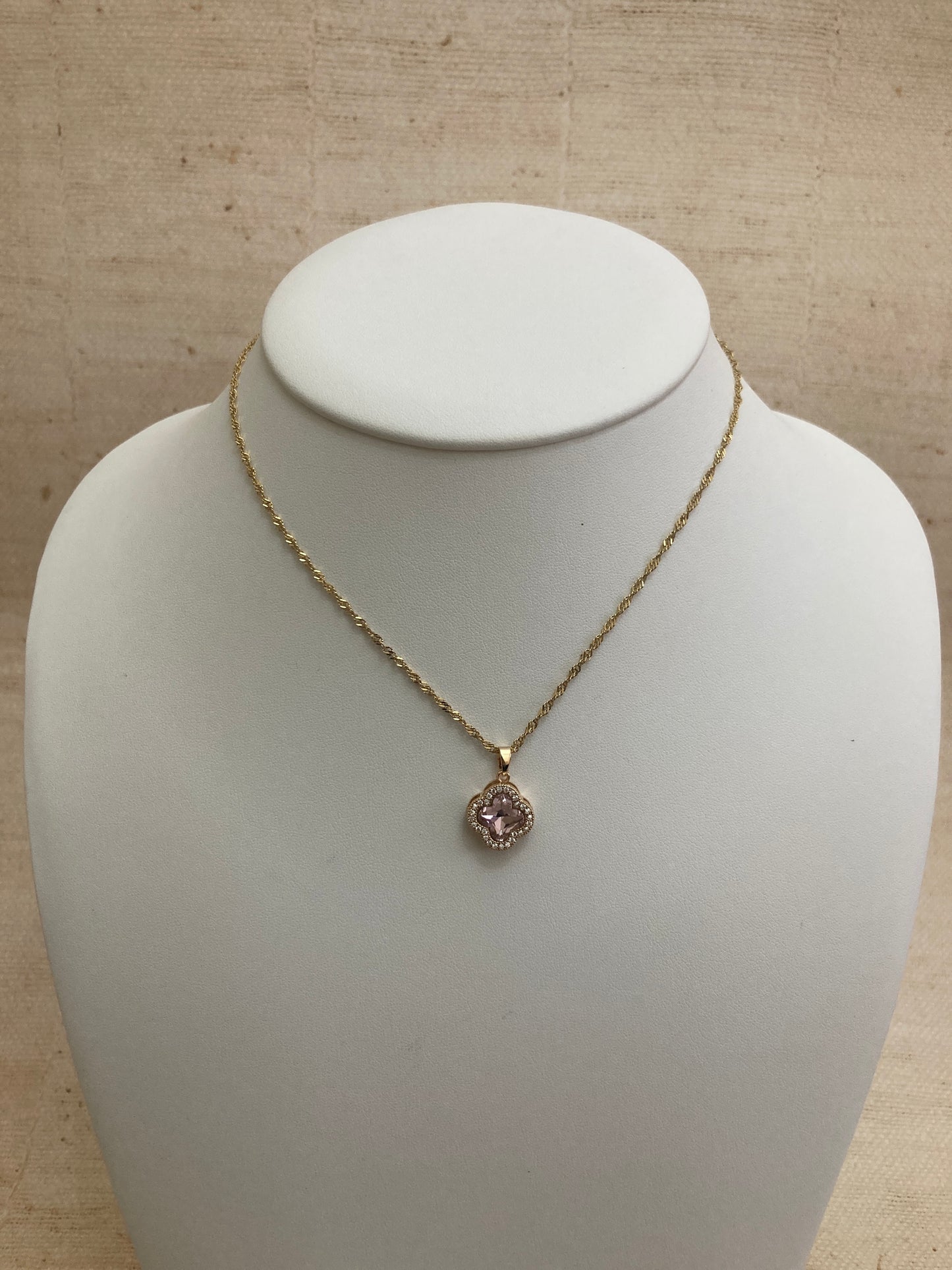 Adina Clover Pendant Necklace(ST373) (Pink)