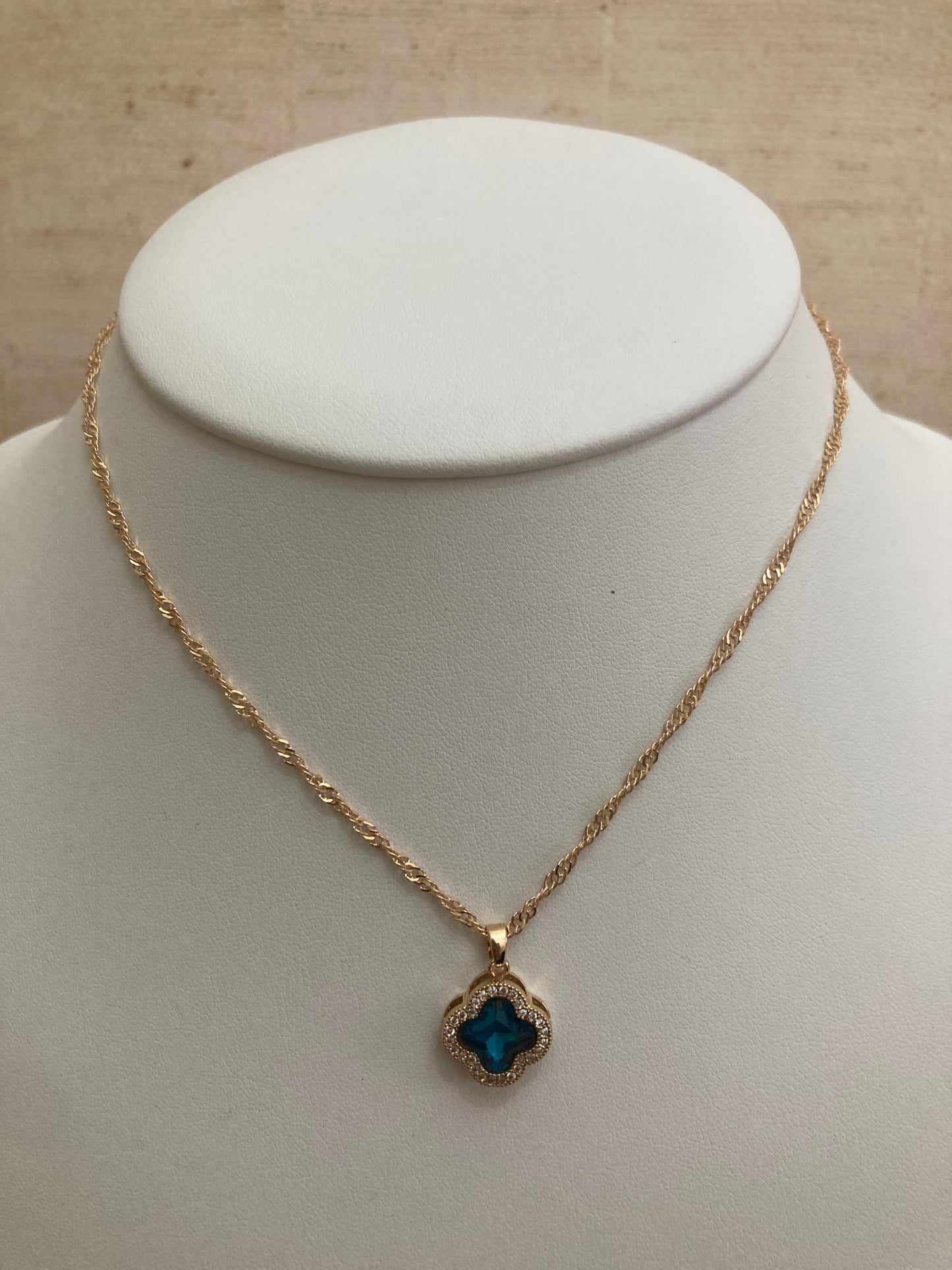 Adina Clover Pendant Necklace (ST373) (Blue)