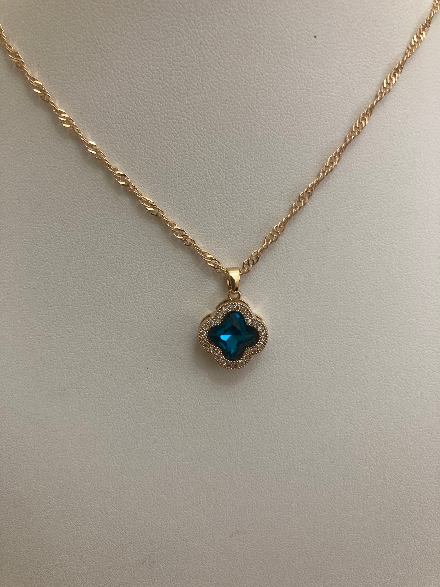 Adina Clover Pendant Necklace (ST373) (Blue)