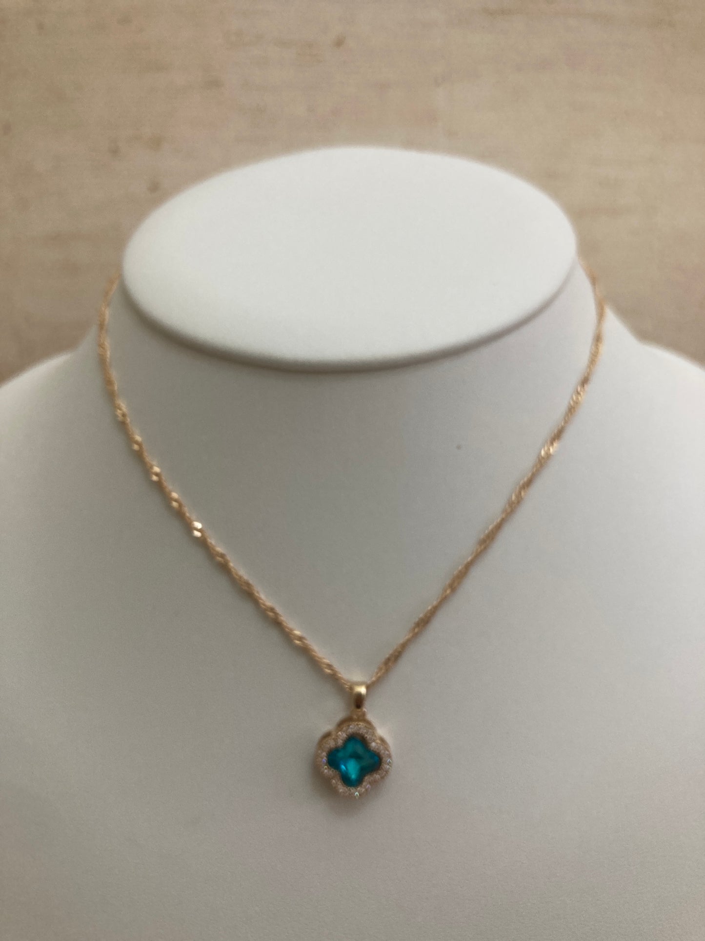 Adina Clover Pendant Necklace(ST373) (Aqua Blue)