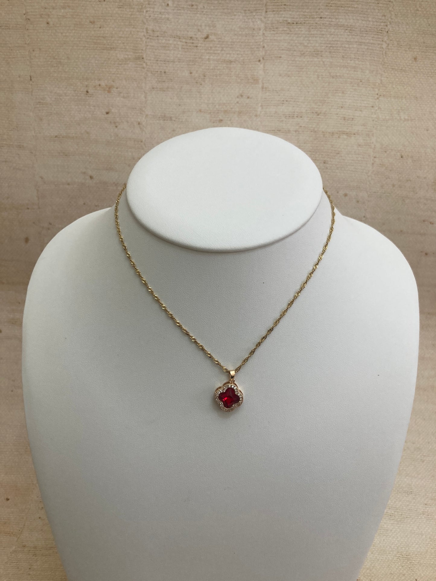 Adina Clover Pendant Necklace (ST373) (Red)