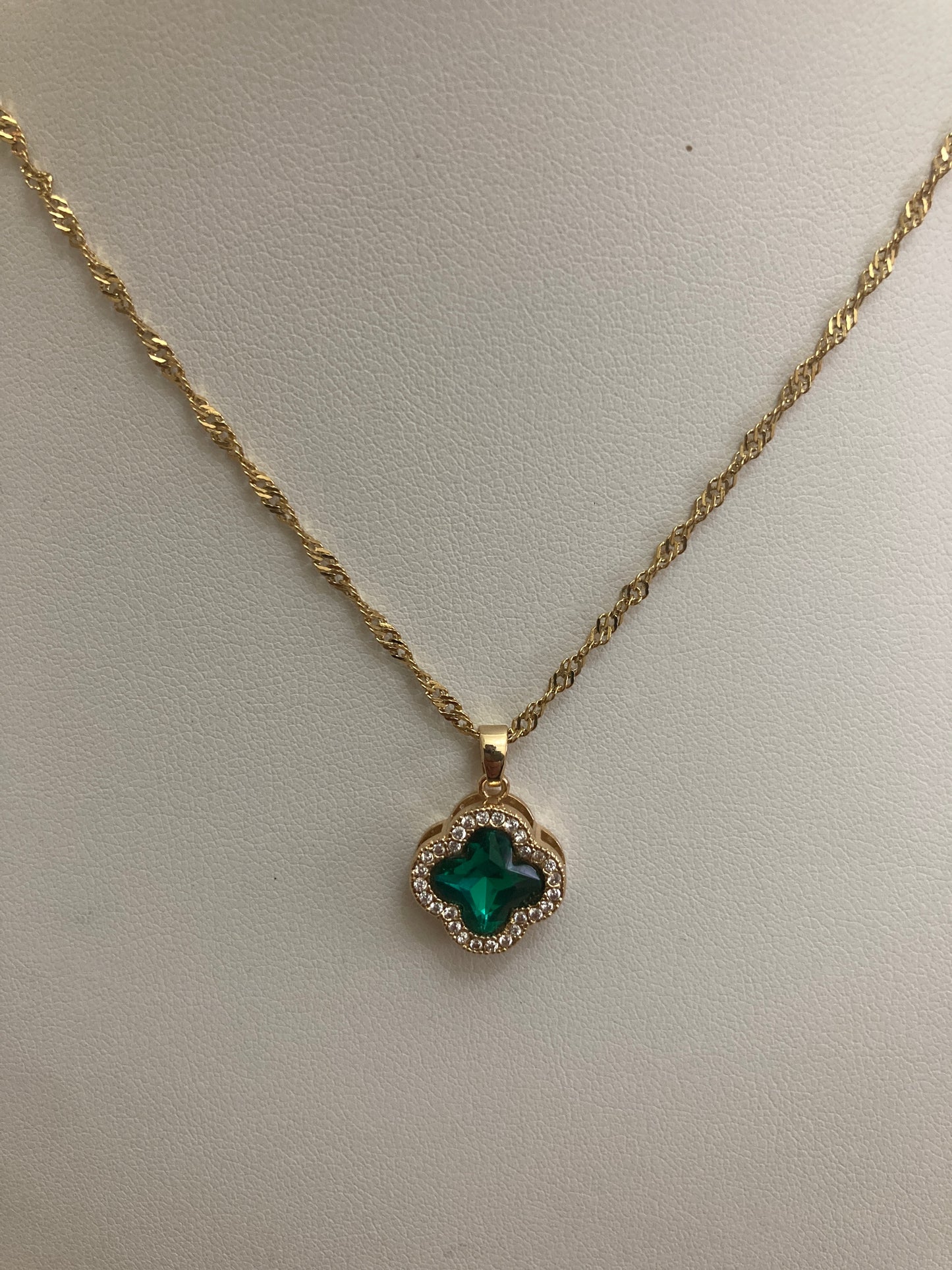 Adina Clover Pendant Necklace (ST373)(Emerald Green)