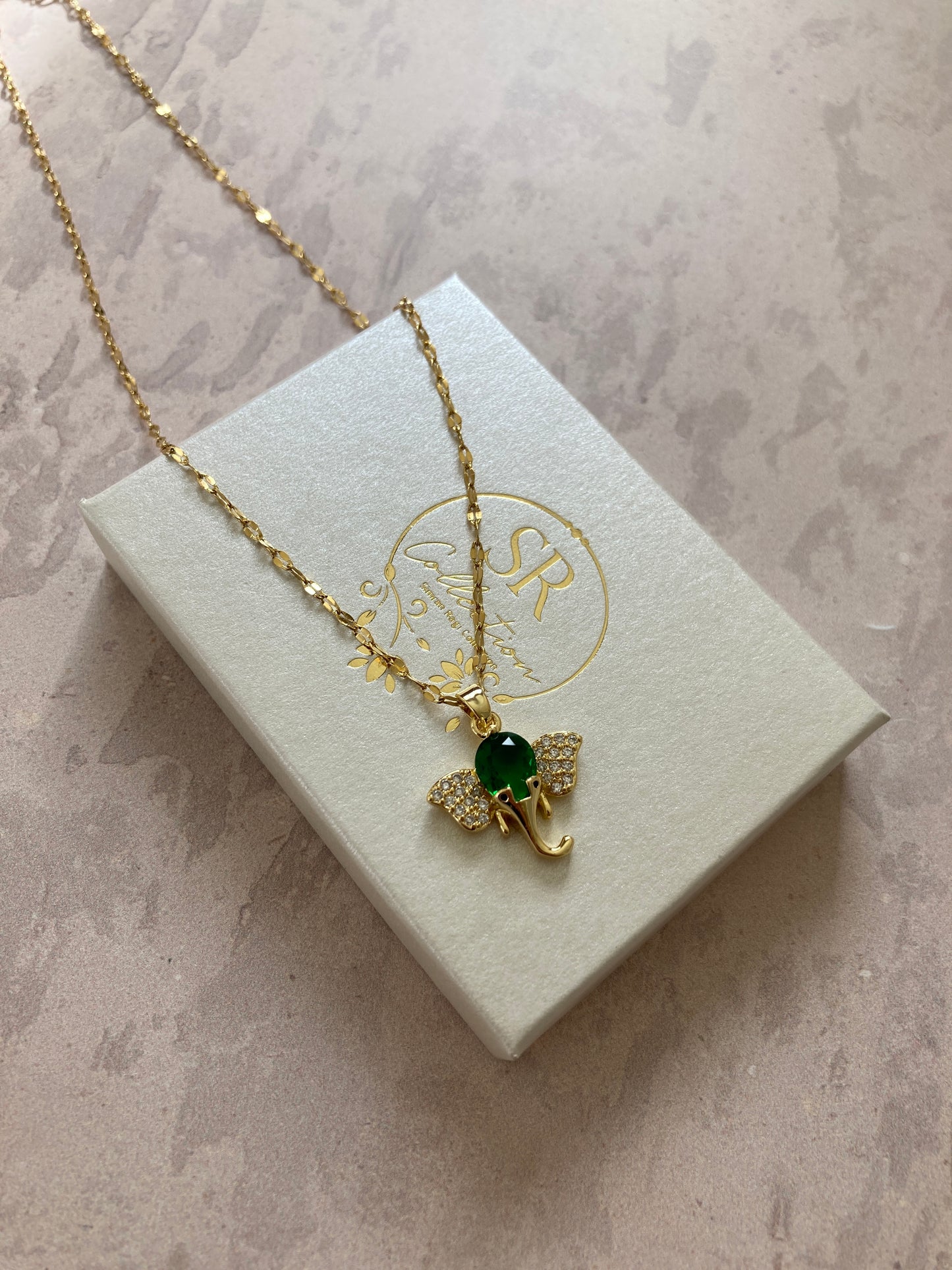 18K Gold Plated Elephant Pendant Necklace (ST872) (Emerald Green)