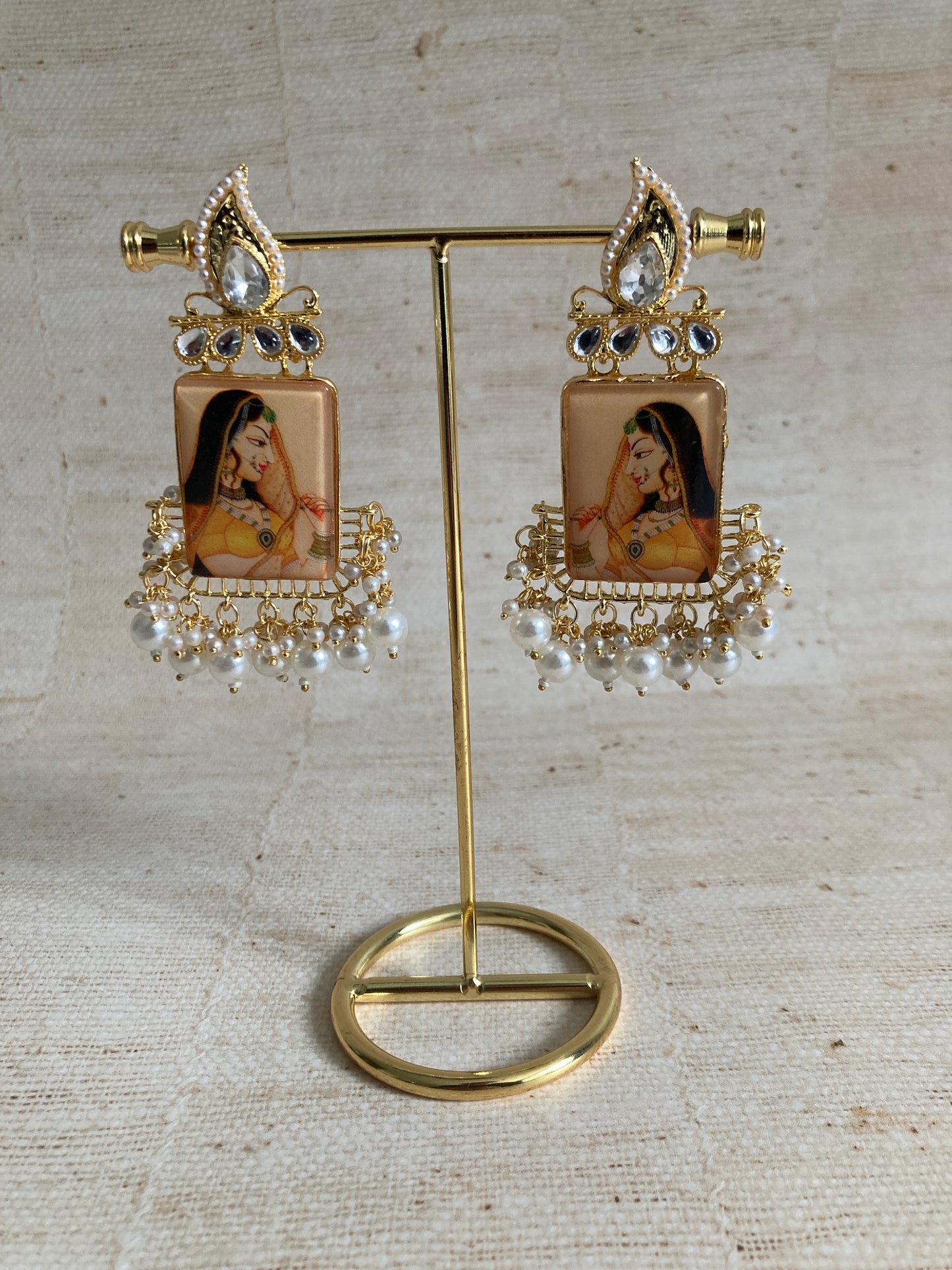 Statement Rajisthani Queen Kundan And Pearl Earrings (ST737)