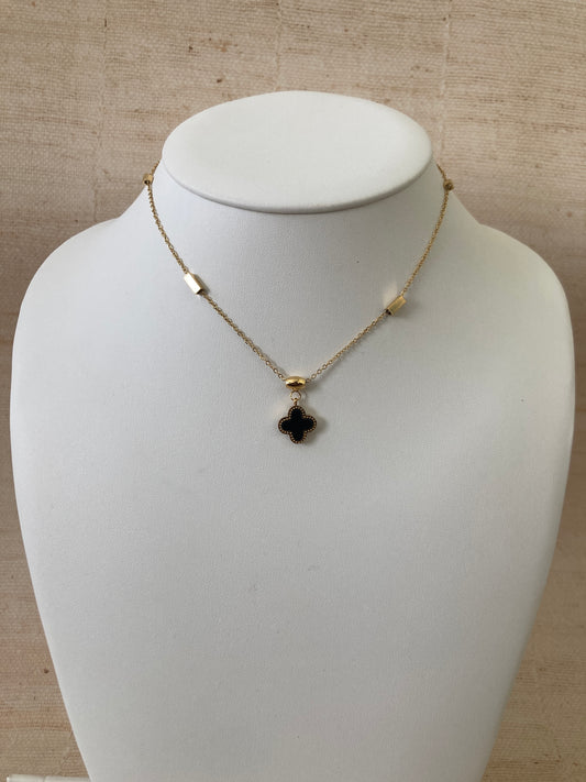 White And Black Double Sided Clover Necklace (ST770)