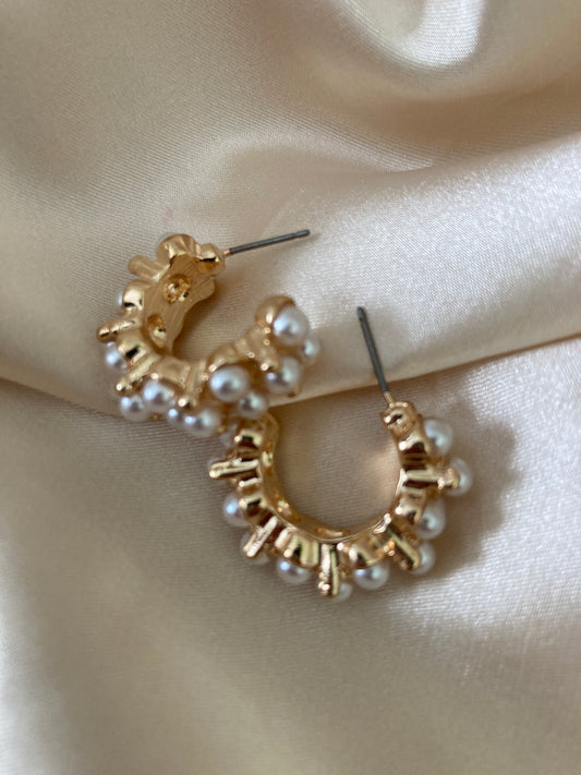 Chunky Gold Pearl Hoop Earrings (ST883)