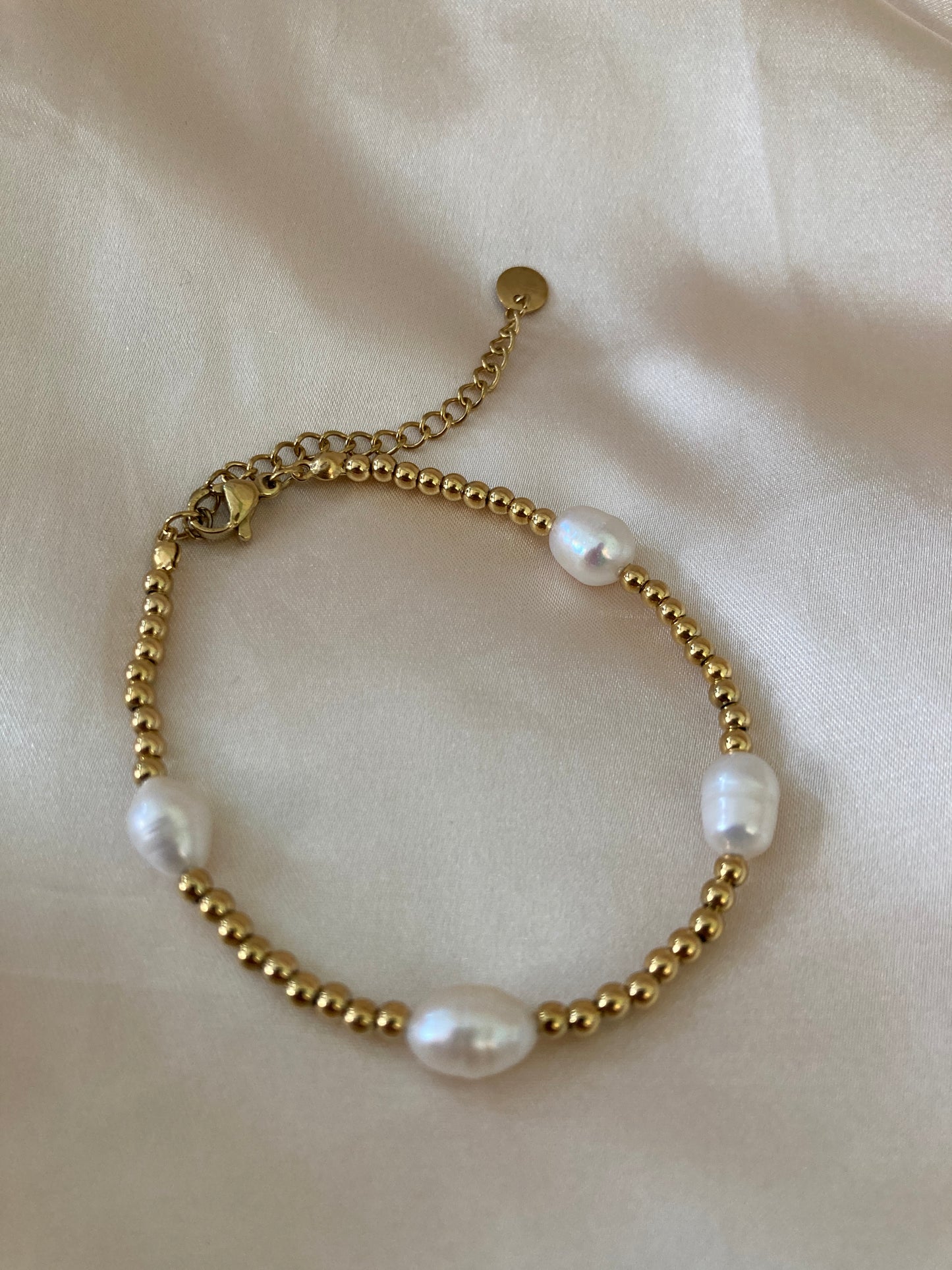 18K Gold Plated Fresh Water Pearl Bracelet (ST884)