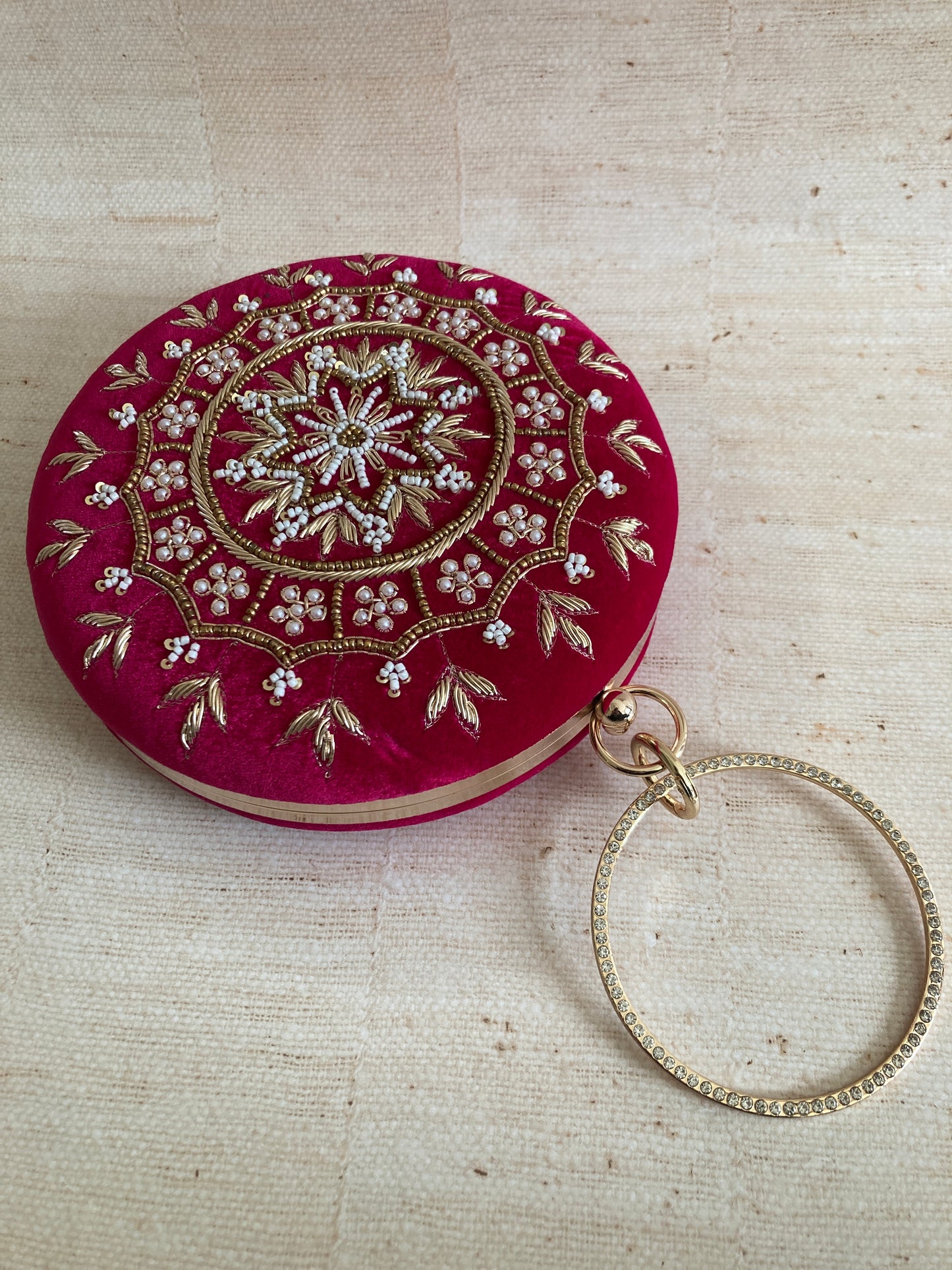 Aarza Pink Velvet Bangle Clutch (ST735)