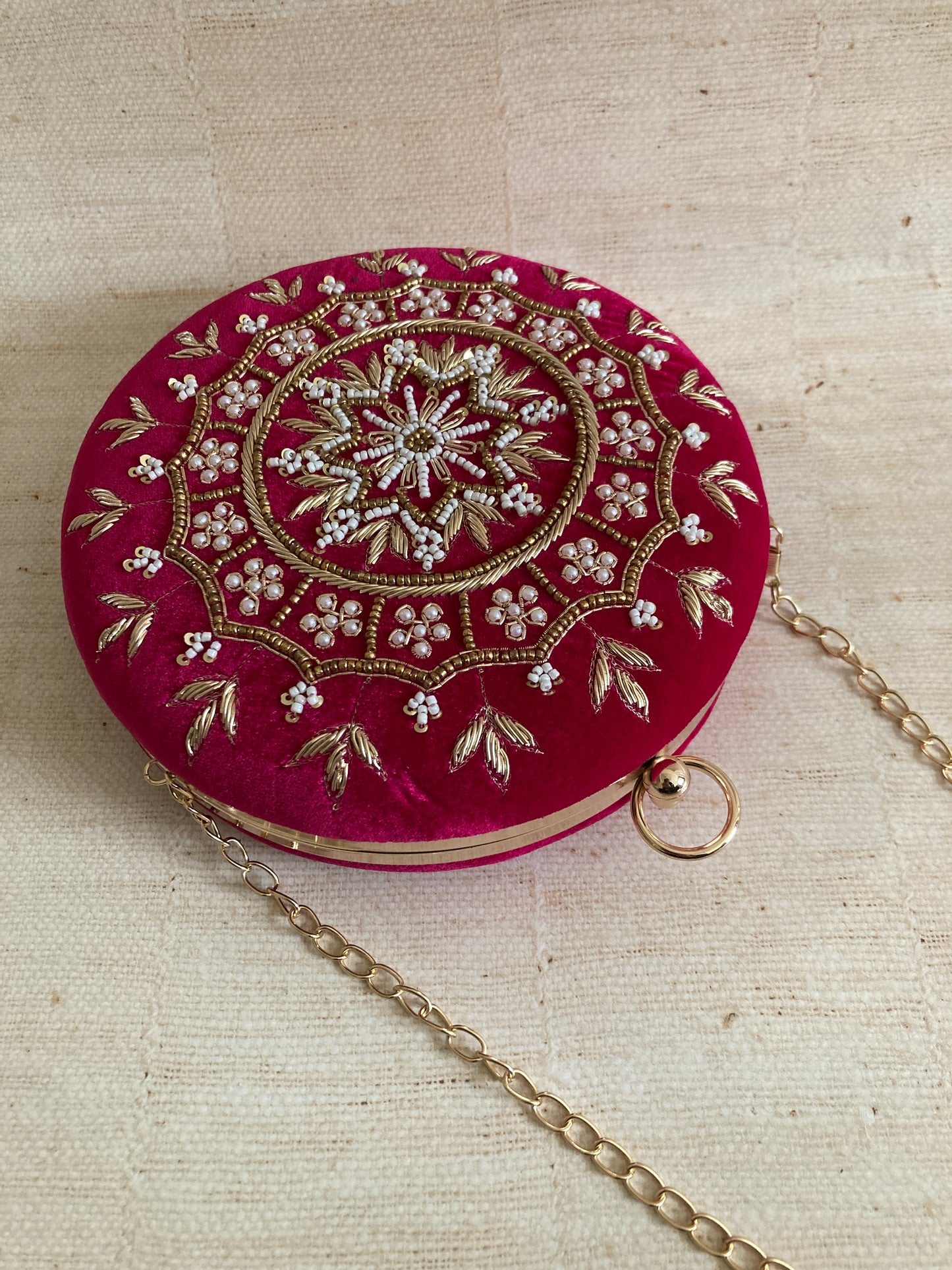 Aarza Pink Velvet Bangle Clutch (ST735)