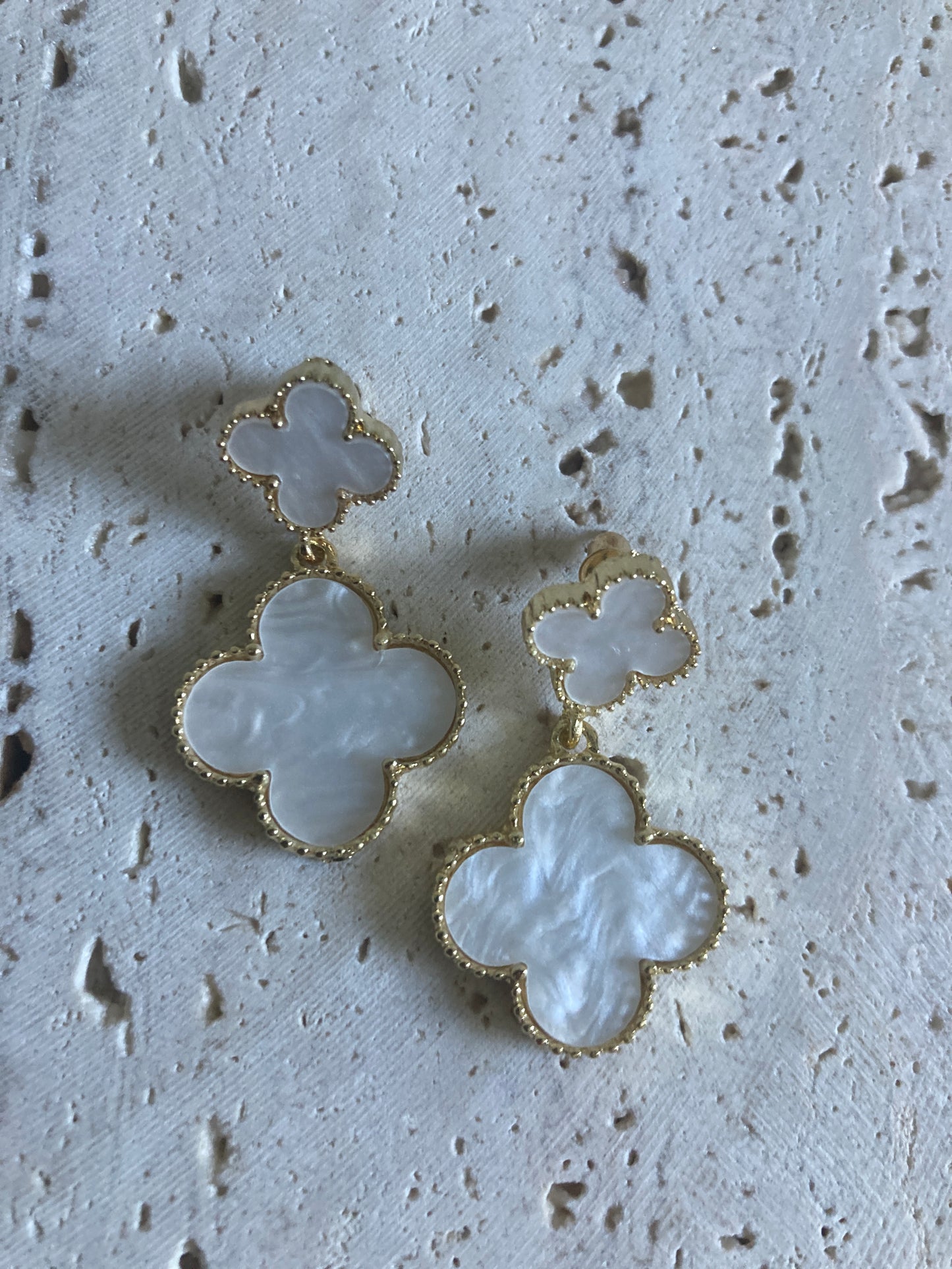 White Four Leaf Clover Drop Earrings (ST425)