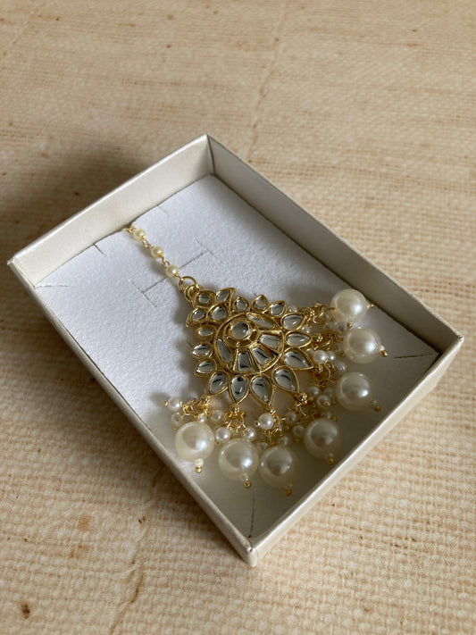 White Gold Plated Kundan Pearl Tikka (ST948)