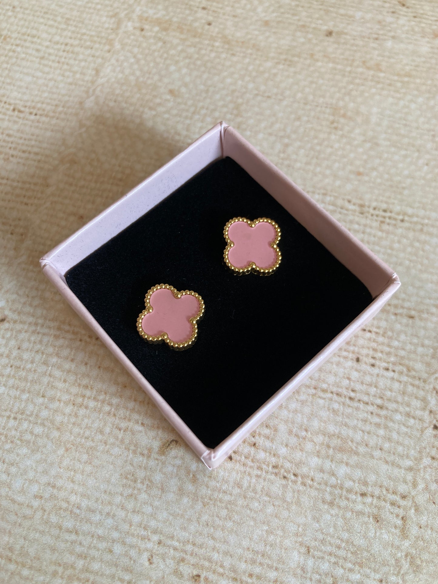 Clover Stud Earrings (ST814) (Pink)
