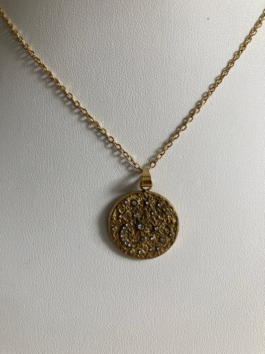 18K Gold Pated Moon And Star Vintage Necklace (ST960)