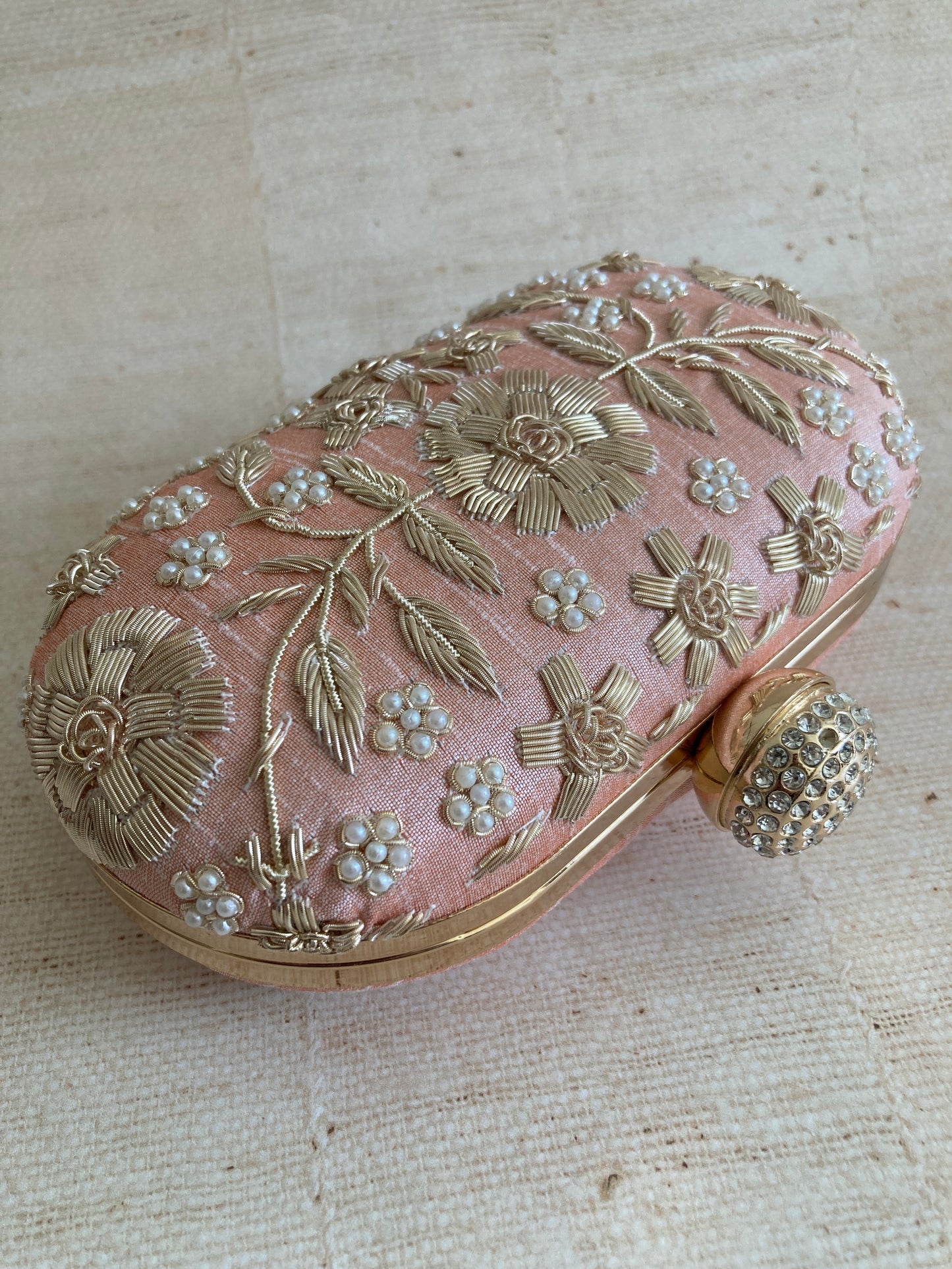 Lucia Oval Pink Clutch (ST902)