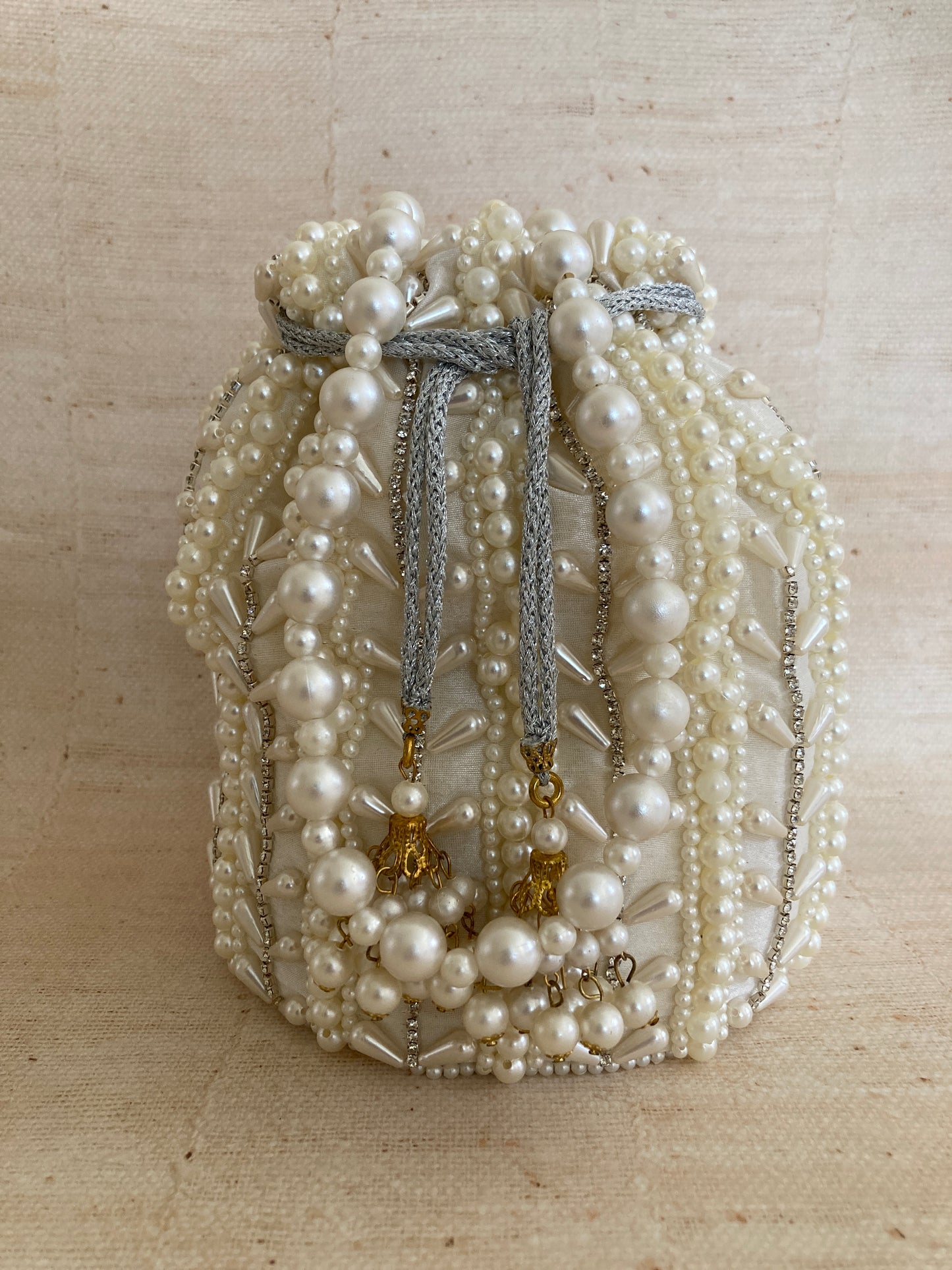 Diana Pearl Potli (Pearl Wrist Chain) (White Ivory) (ST356)