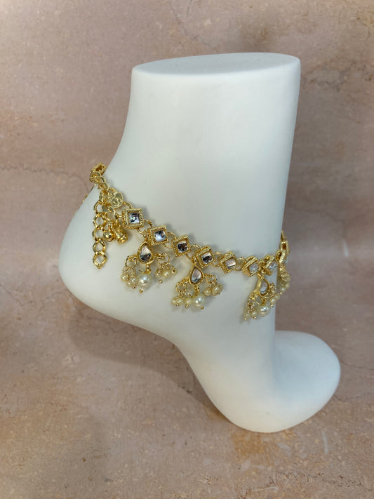 Sajal Gold Plated Kundan & Pearl Adjustable Anklets (ST751)