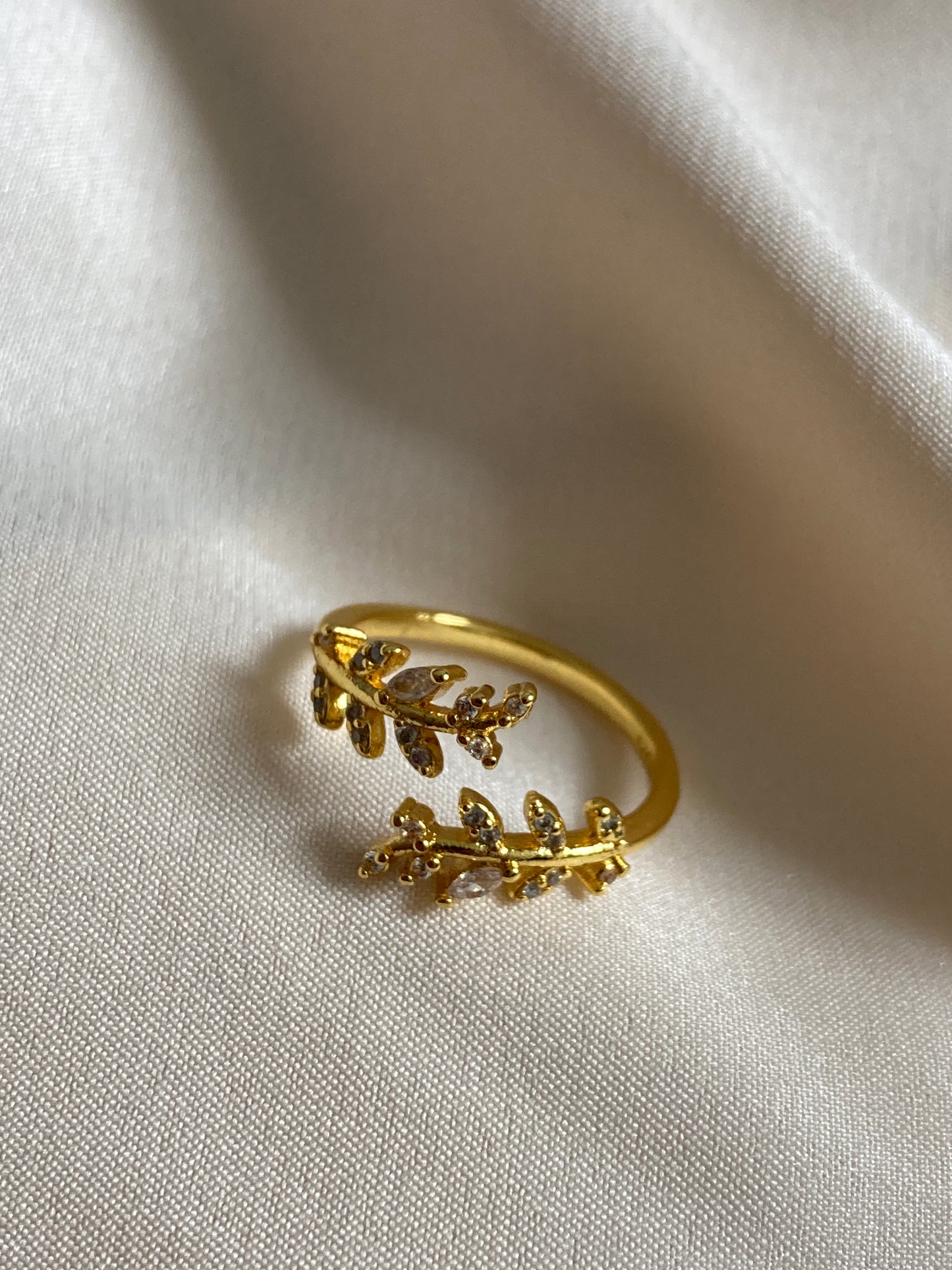 Adjustable Gold Plated Vine Leaf Ring (Gold) (ST968)