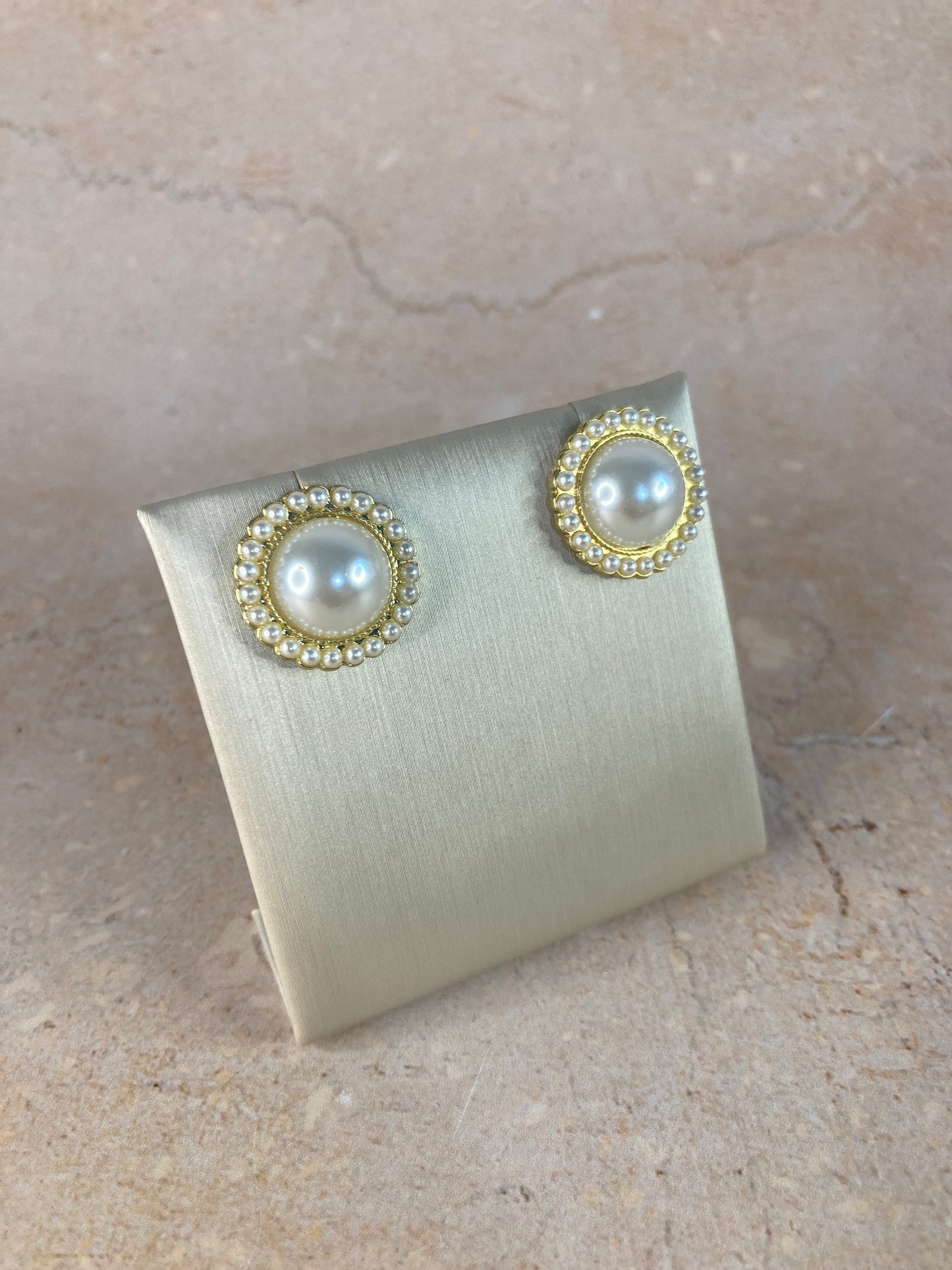 Oversized Statement Pearl Stud Earrings (ST768)