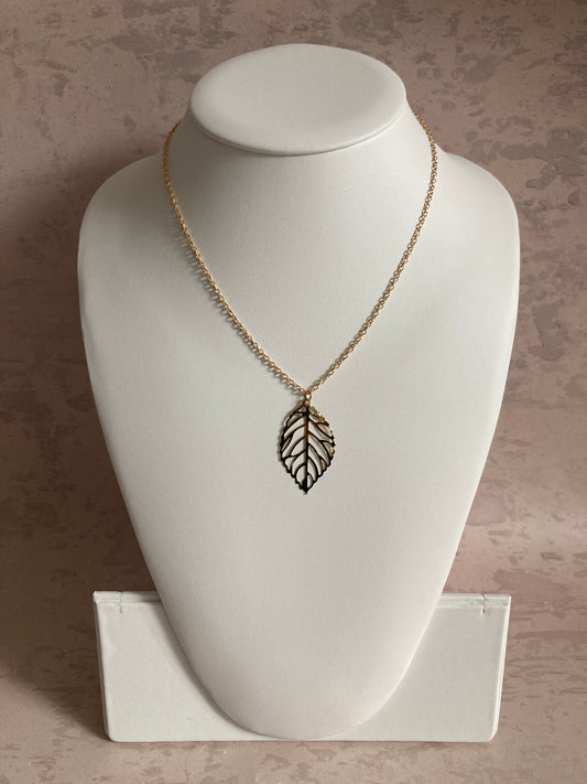 Hollow Leaf Necklace (ST202) Gold