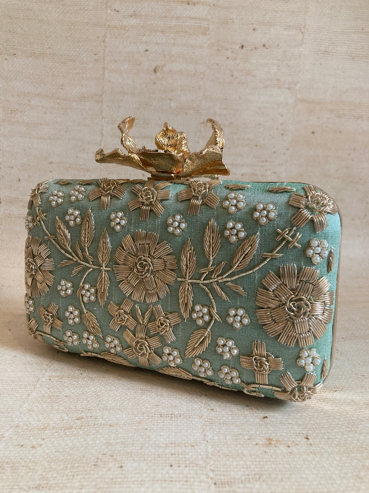 Alina (Rectangular Clutch Flower Clasp) (Mint Green) (ST859)