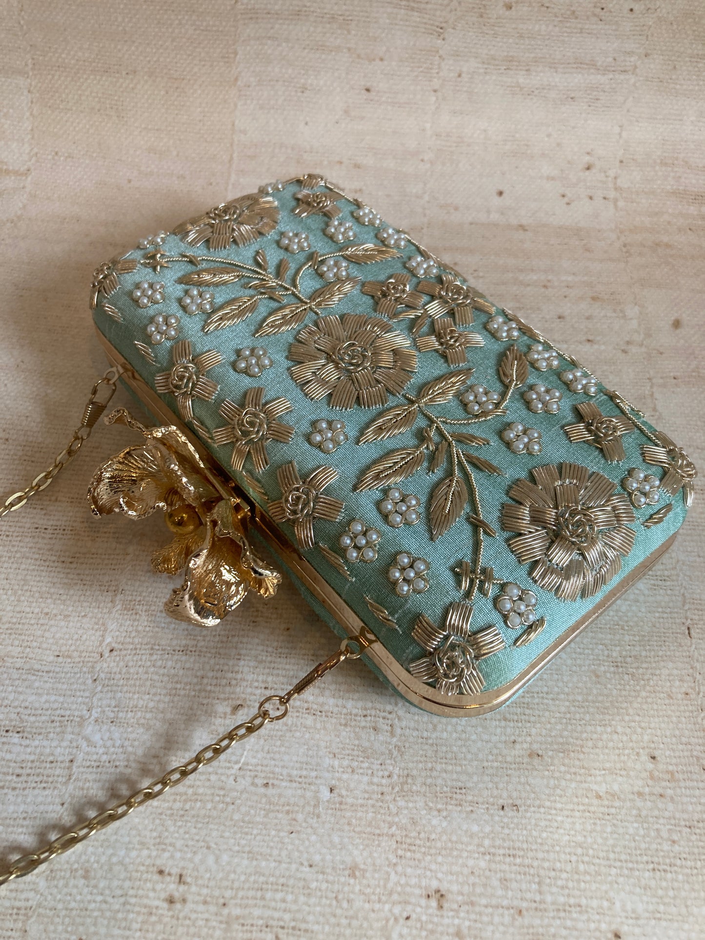 Alina (Rectangular Clutch Flower Clasp) (Mint Green) (ST859)