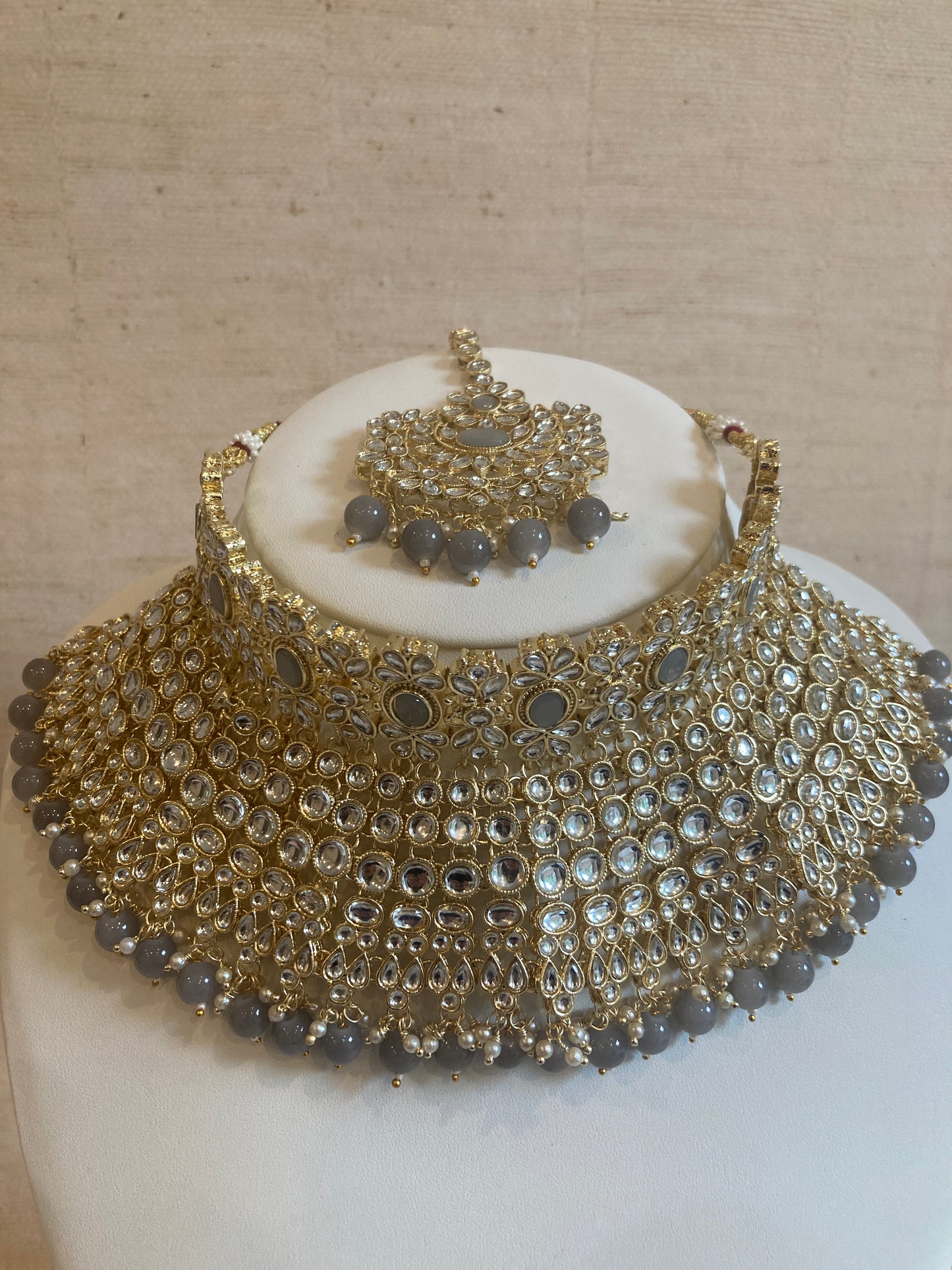 Maharani Gold Plated Kundan Choker Set (ST222) Grey