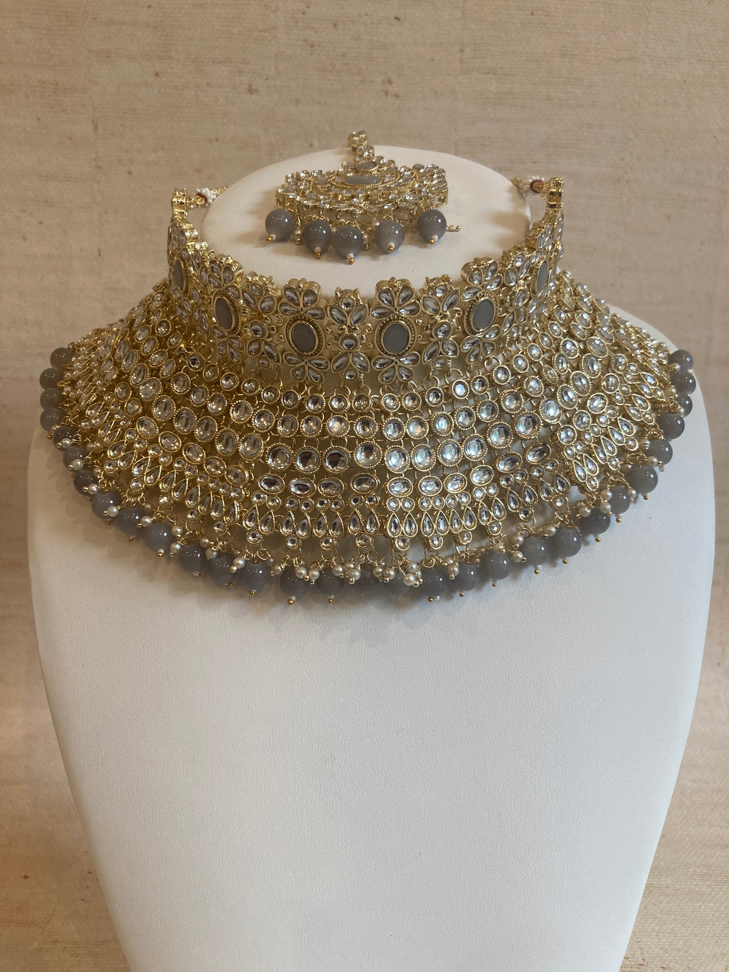 Maharani Gold Plated Kundan Choker Set (ST222) Grey