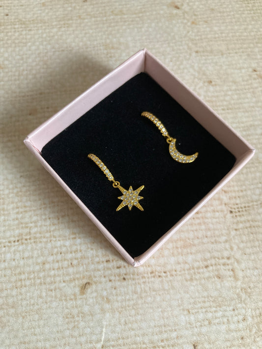 Gold Moon and Star Hoop Earrings (ST994)