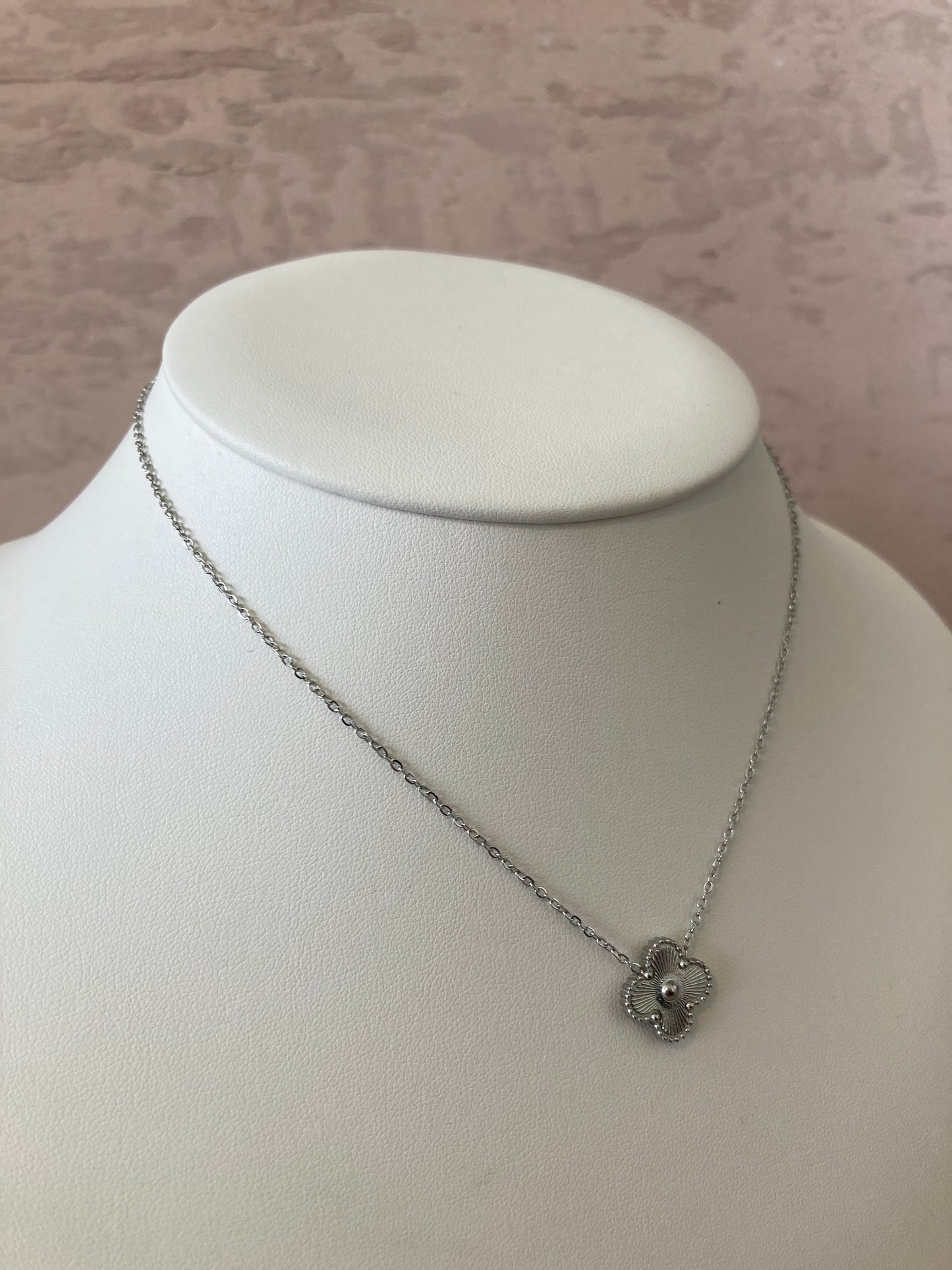 Silver Single Clover Necklace (ST795)