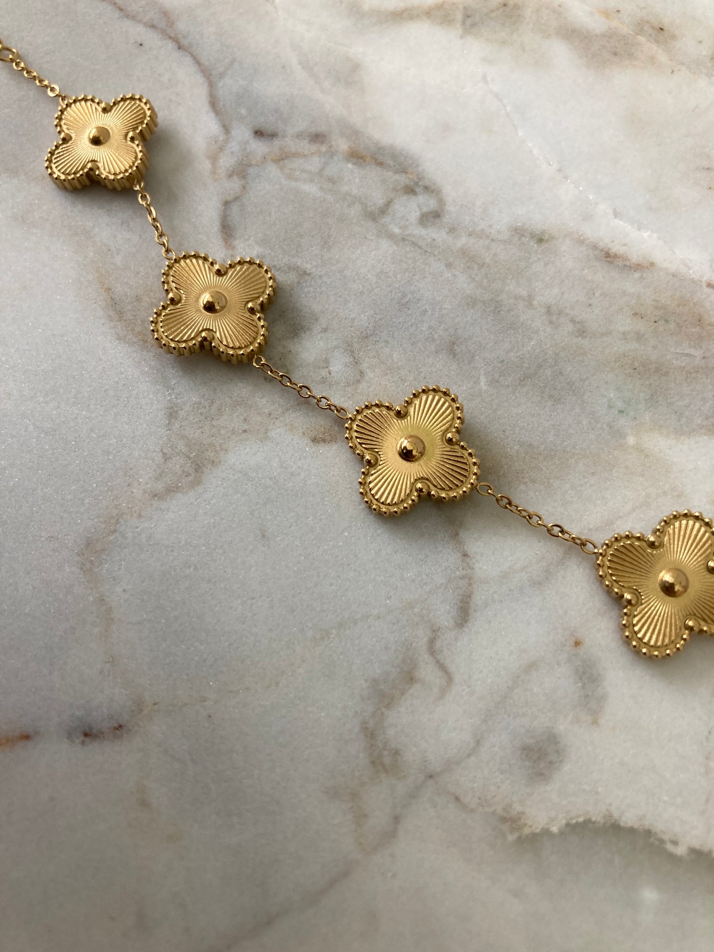 Gold Clover Bracelet (ST796)