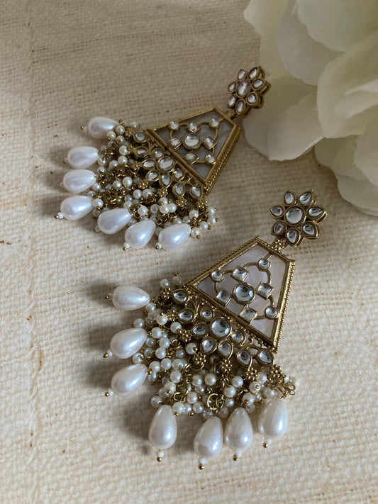 Farah Antique Gold Plated Kundan And Pearl Dangle Earrings (ST1016)