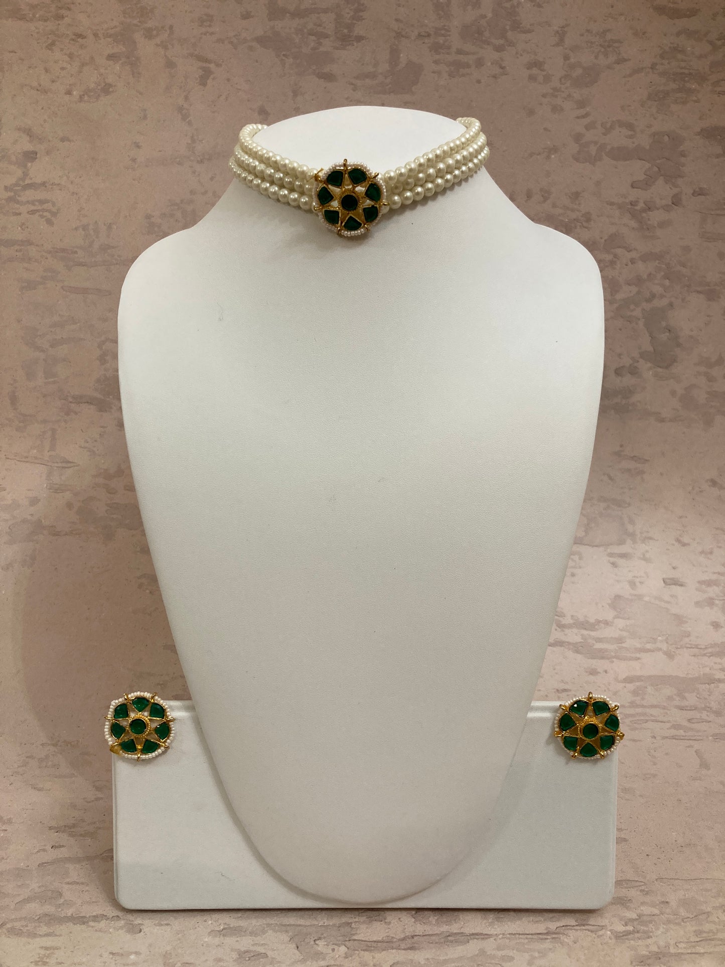 Madhu Gold Plated Kundan Stone & Pearl Necklace Set (Emerald) (ST791)