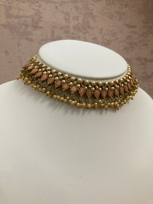 Manika Kundan And Pearl Choker Set (ST185) (Peach)