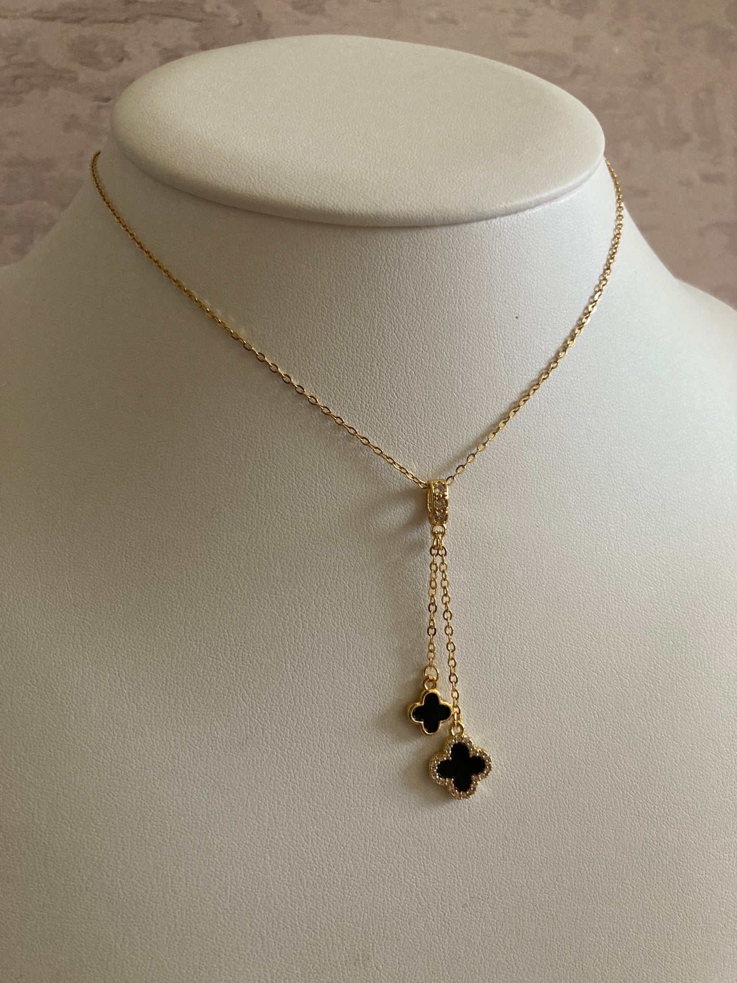 Four Leaf Clover 18K Gold Plated Pendant Necklace (ST820) (Black)