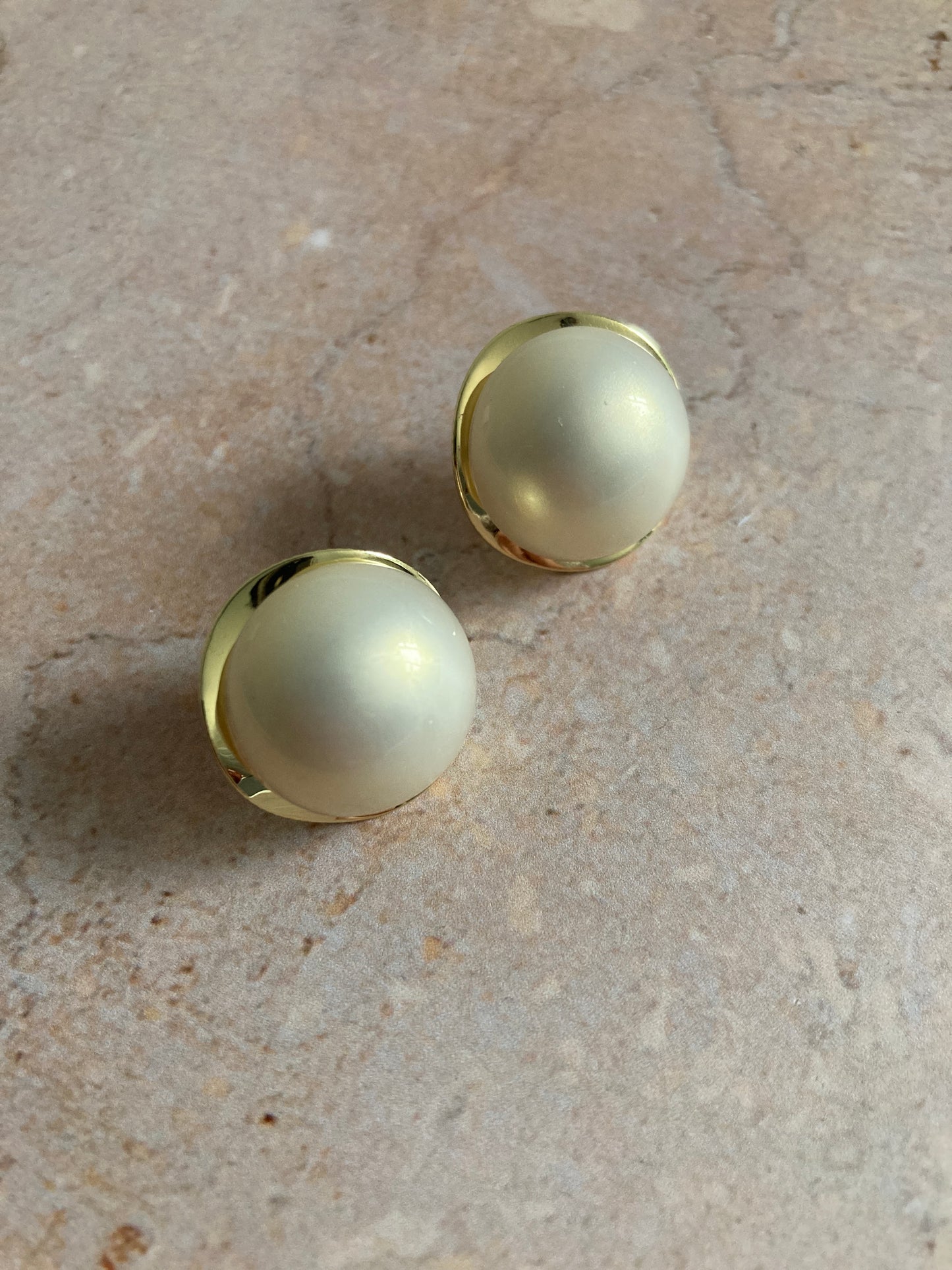 Pearl Statement Stud Earrings (ST049)