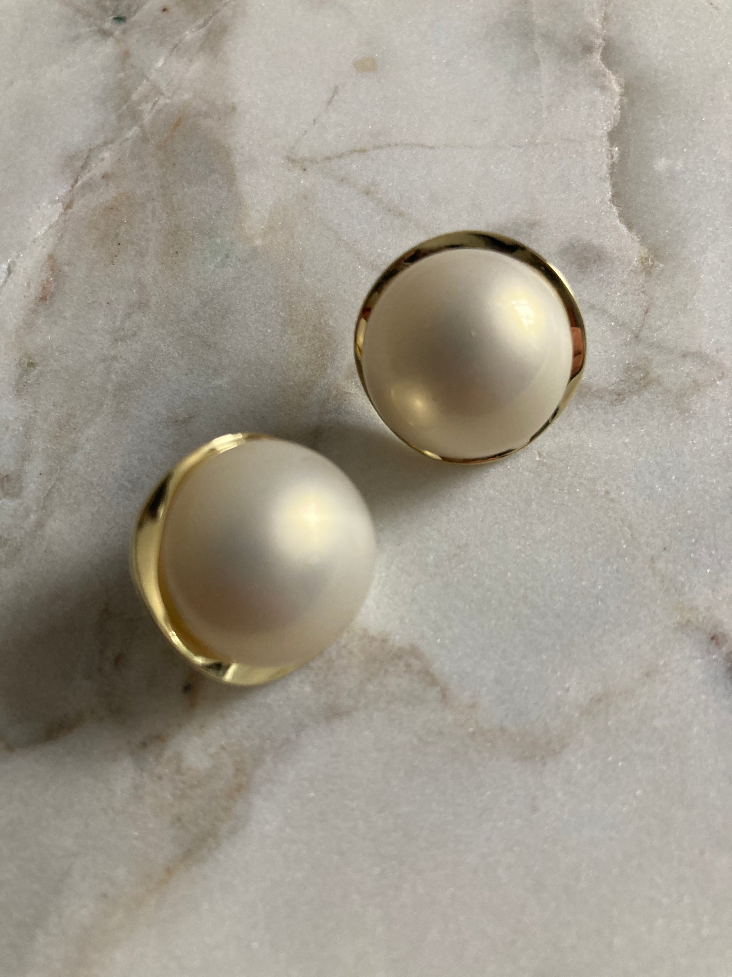 Pearl Statement Stud Earrings (ST049)