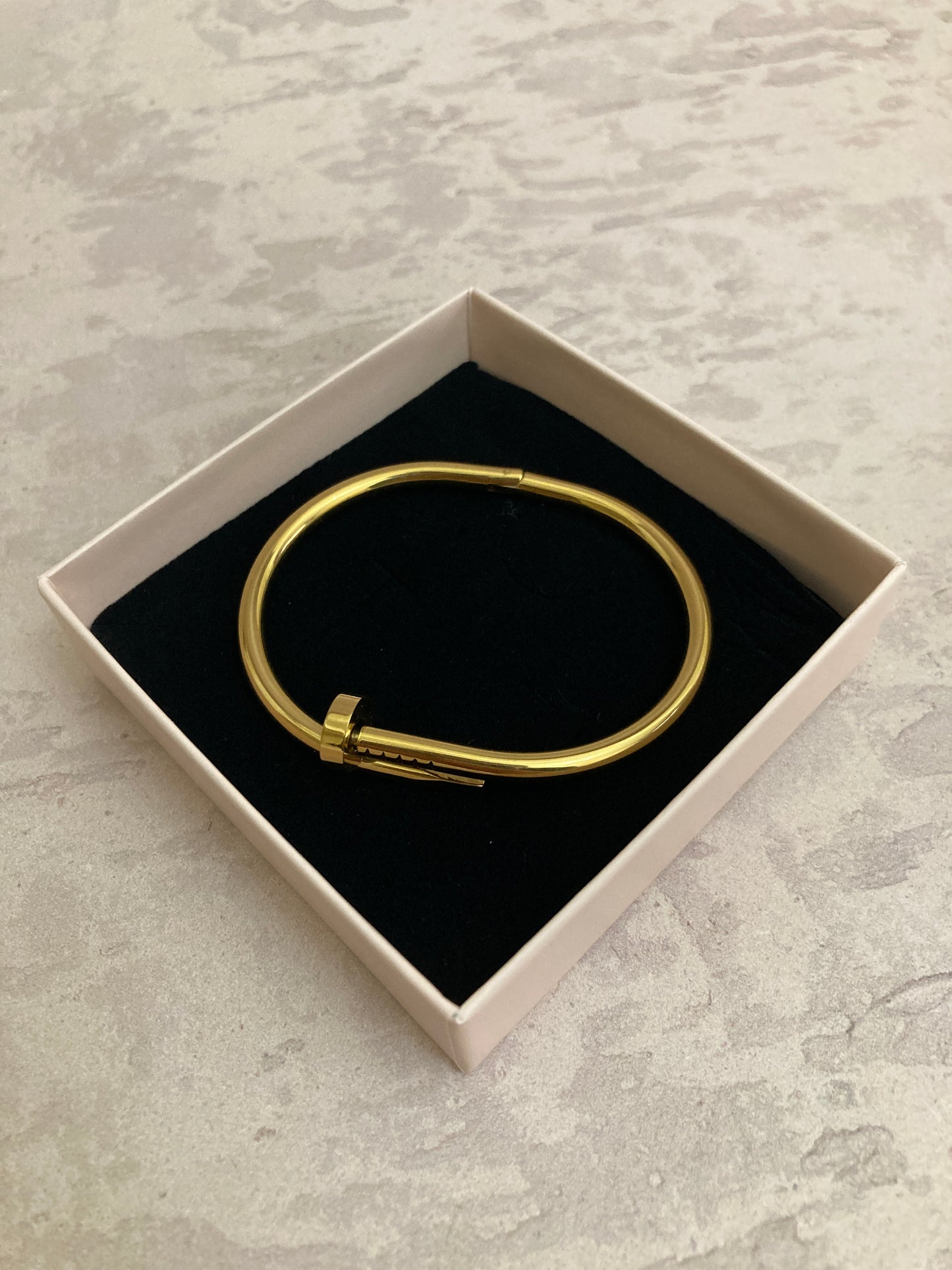 Gold Nail Bangle/Bracelet (ST831)