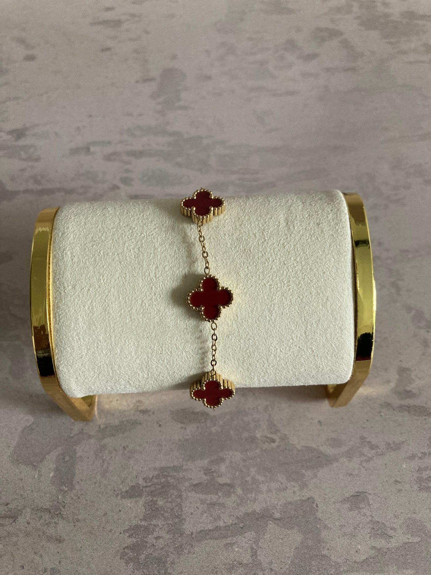 Maroon Clover Bracelet