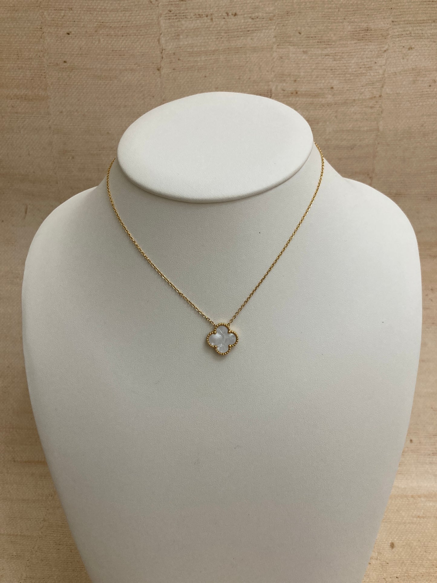 Double Sided Single Clover Necklace (ST833) (White)