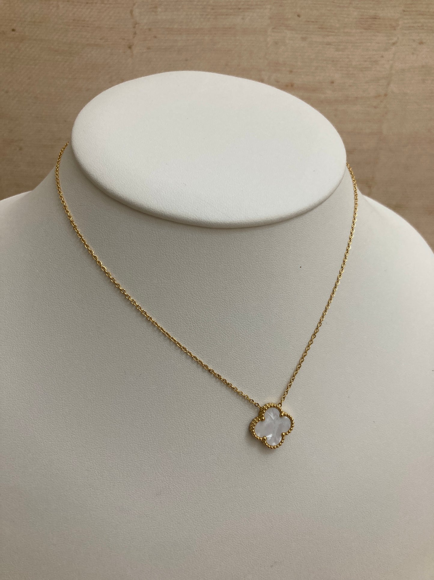 Double Sided Single Clover Necklace (ST833) (White)