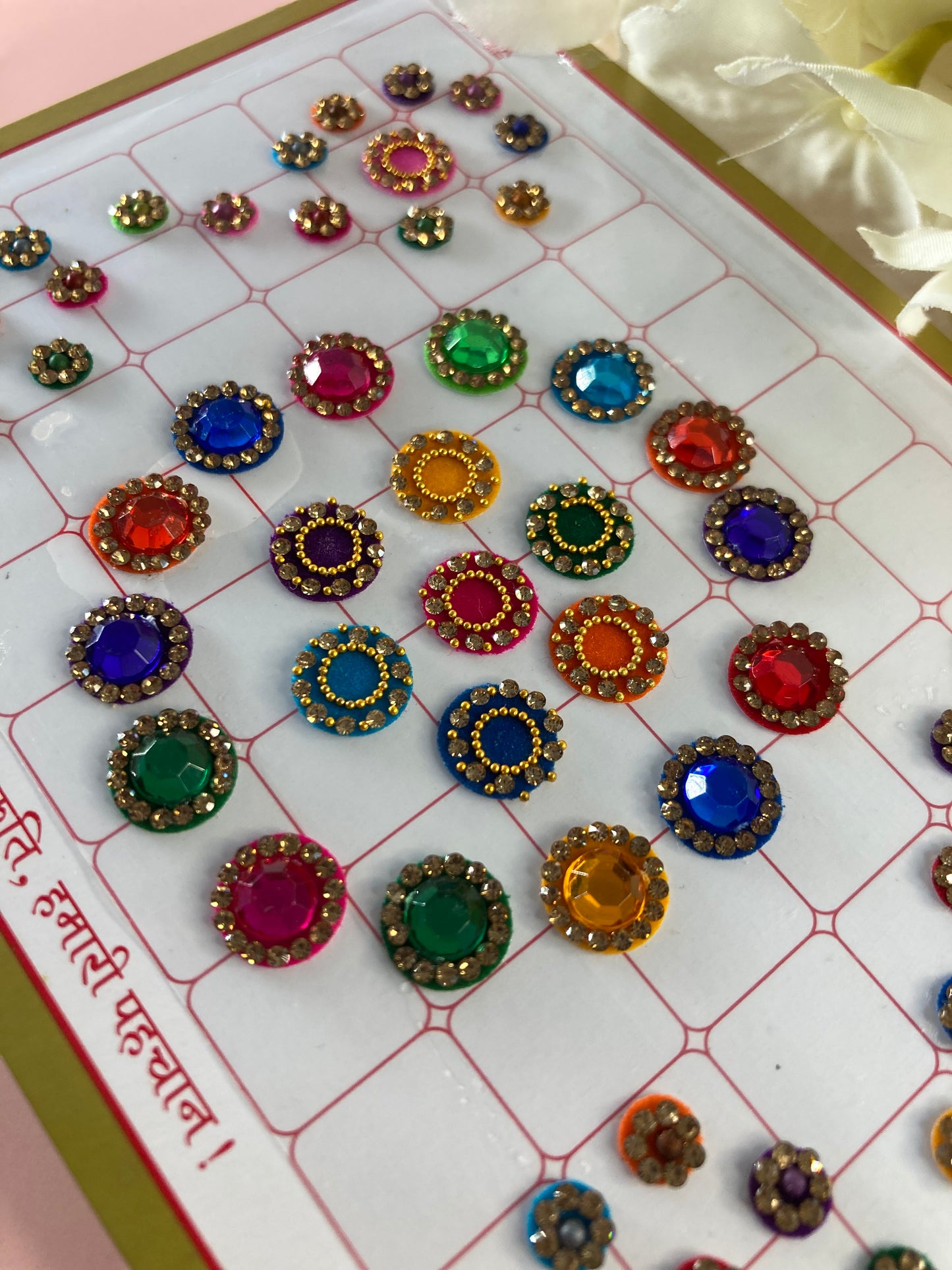 Assorted Designs Bindi Booklet (ST713)