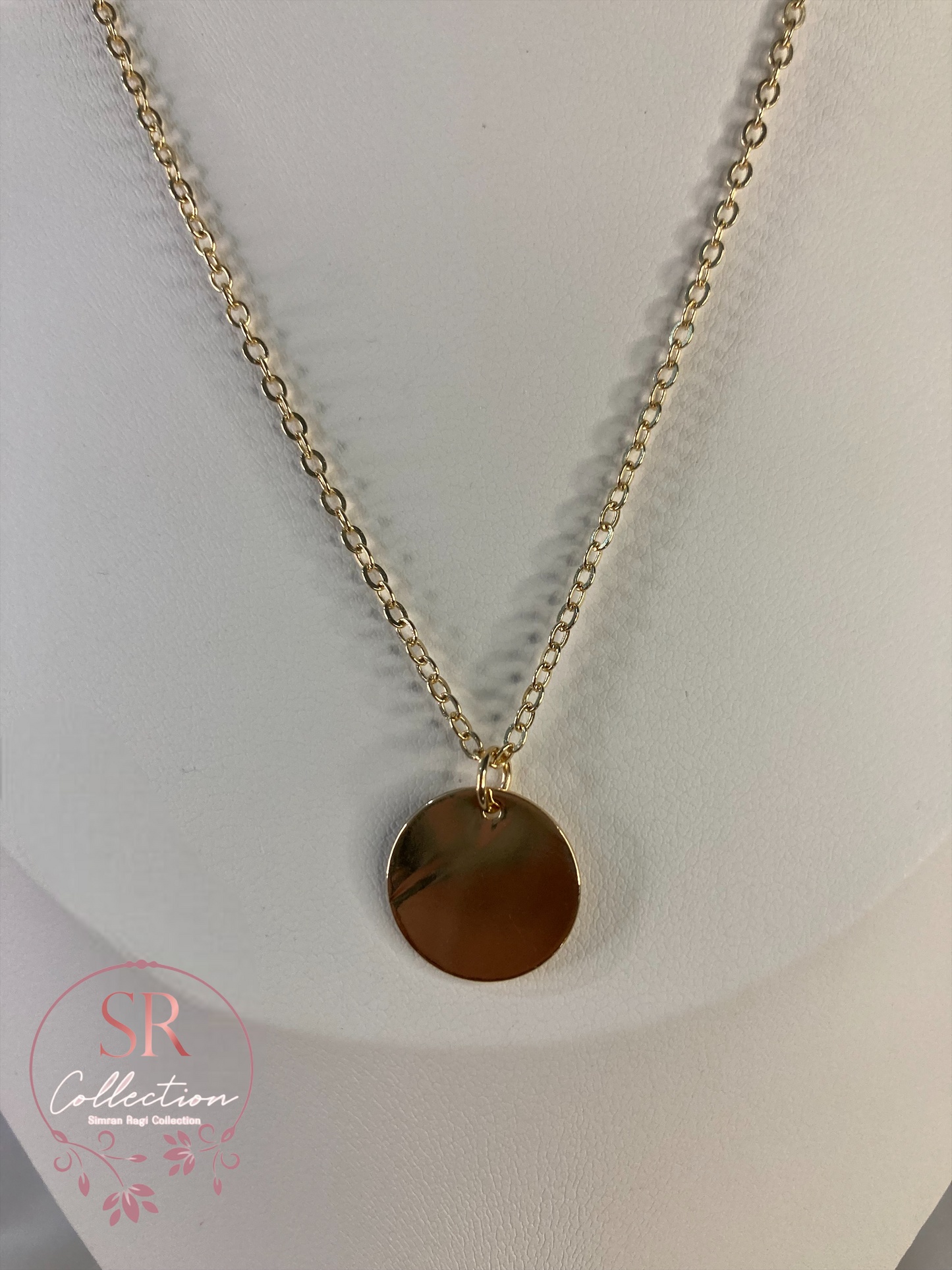 Circular Pendant Necklace (ST203)