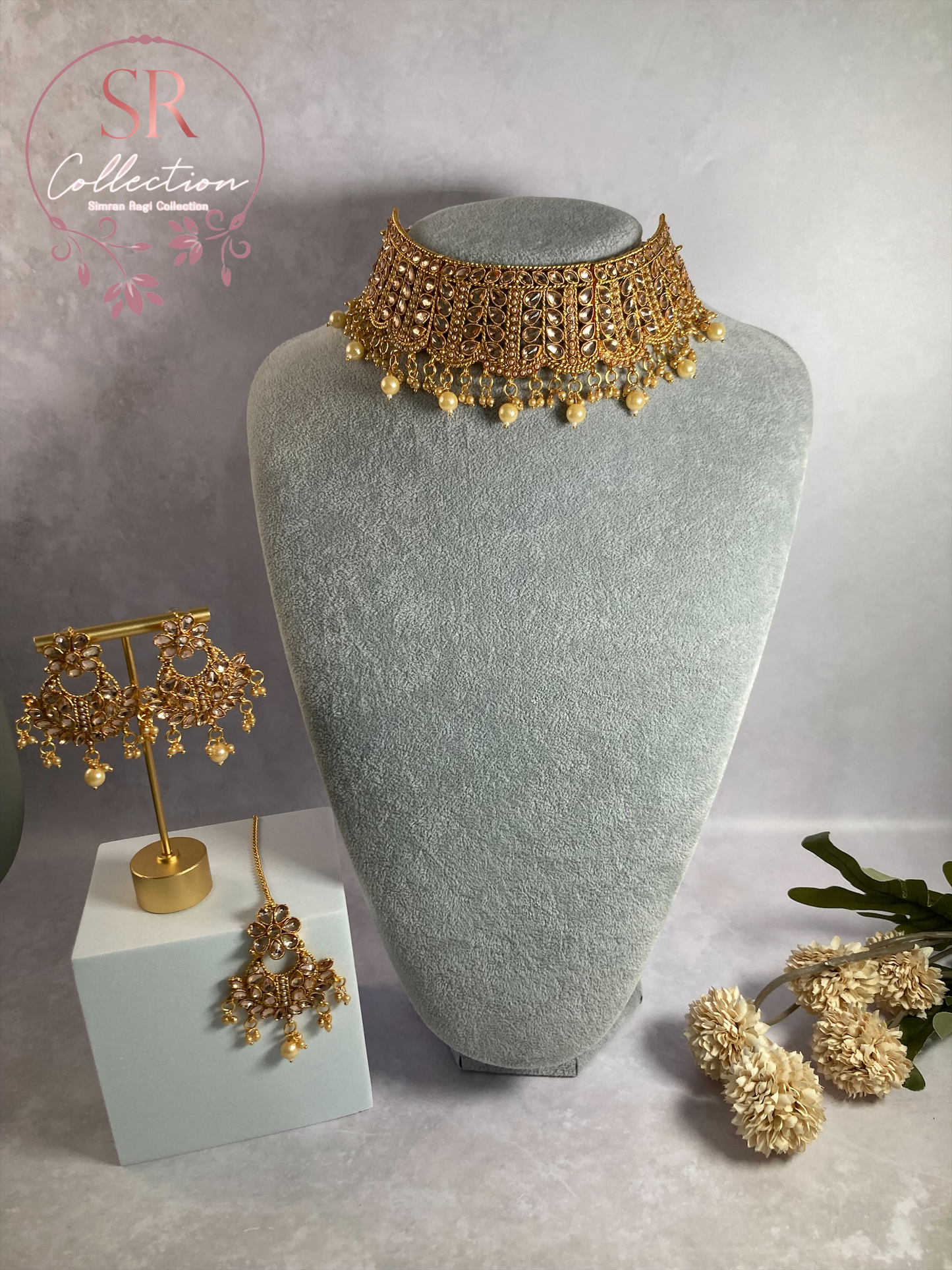 Ayra Gold Plated Kundan Beaded Set (ST186)