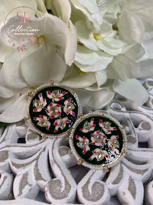 Alara Floral Kundan Stud Earrings (ST154) Black